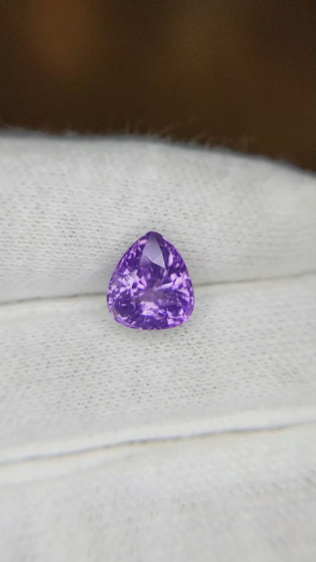 3.70 Ct. Purple Sapphire from Ceylon (Sri Lanka) Size Video