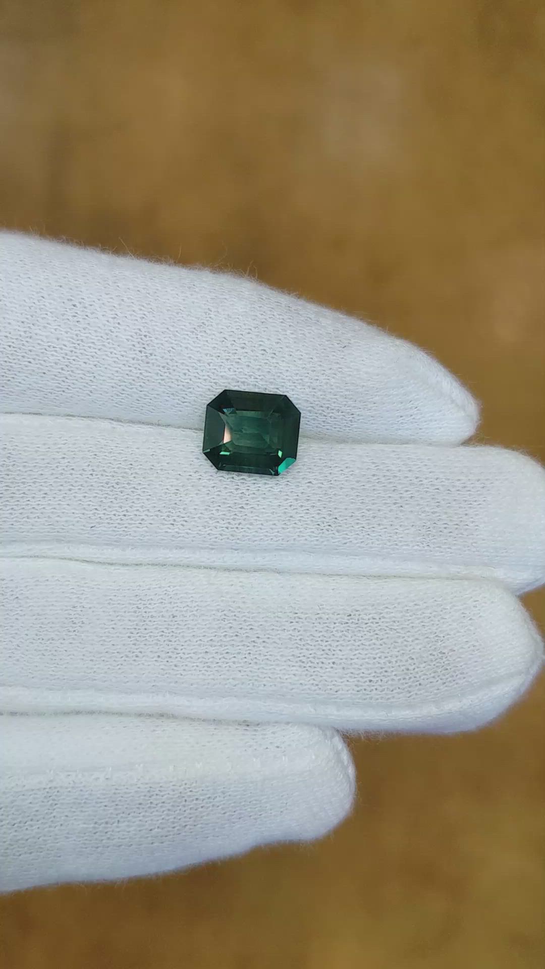 3.21 Ct. Greenish Blue Sapphire from Ceylon (Sri Lanka) Size Video