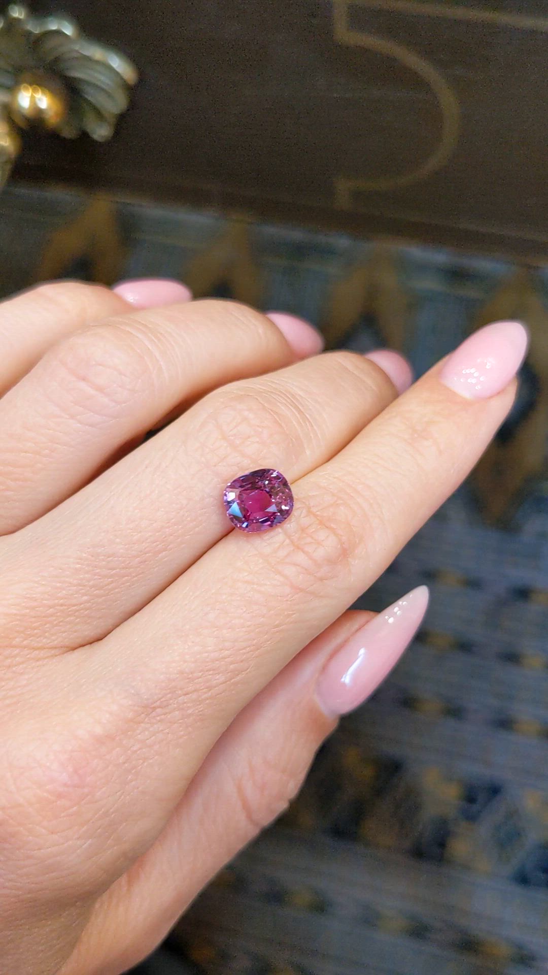 3.03 Ct. Purplish Pink Sapphire from Ceylon (Sri Lanka) Size Video