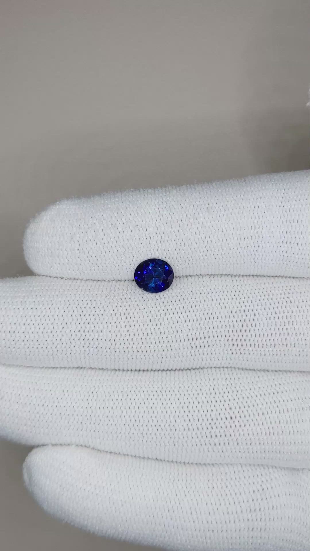 1.13 Ct. Blue Sapphire from Ceylon (Sri Lanka) Size Video
