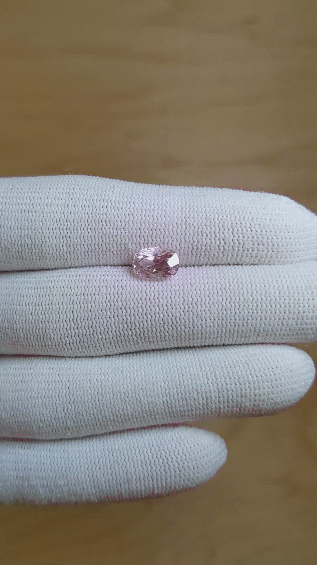 2.31 Ct. Pink Sapphire from Ceylon (Sri Lanka) Size Video