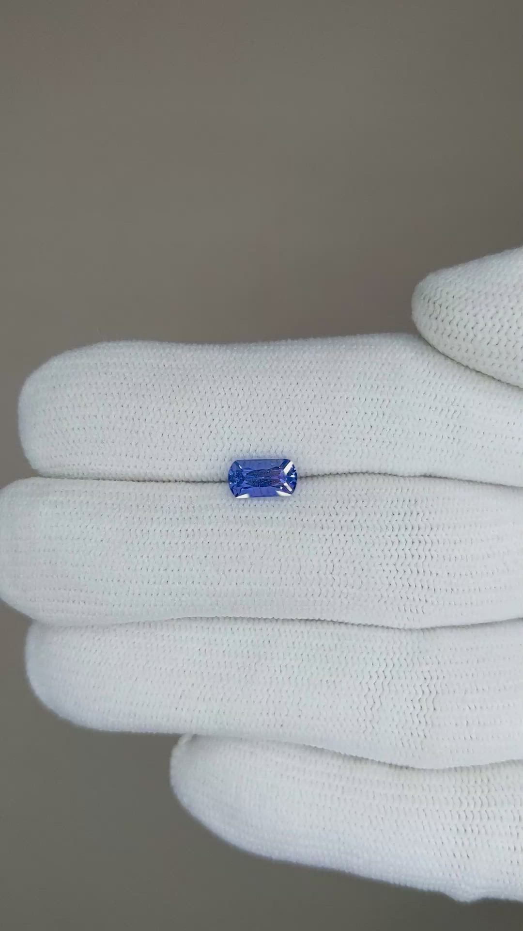1.04 Ct. Blue Sapphire from Ceylon (Sri Lanka) Size Video