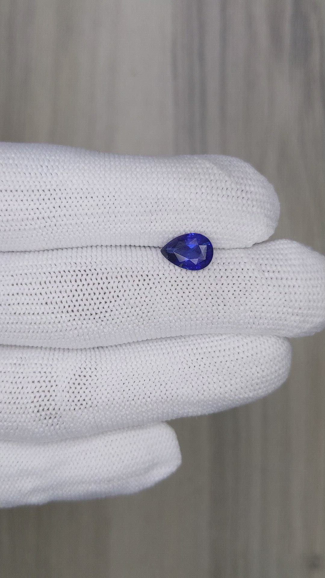 1.50 Ct. Blue Sapphire from Ceylon (Sri Lanka) Size Video