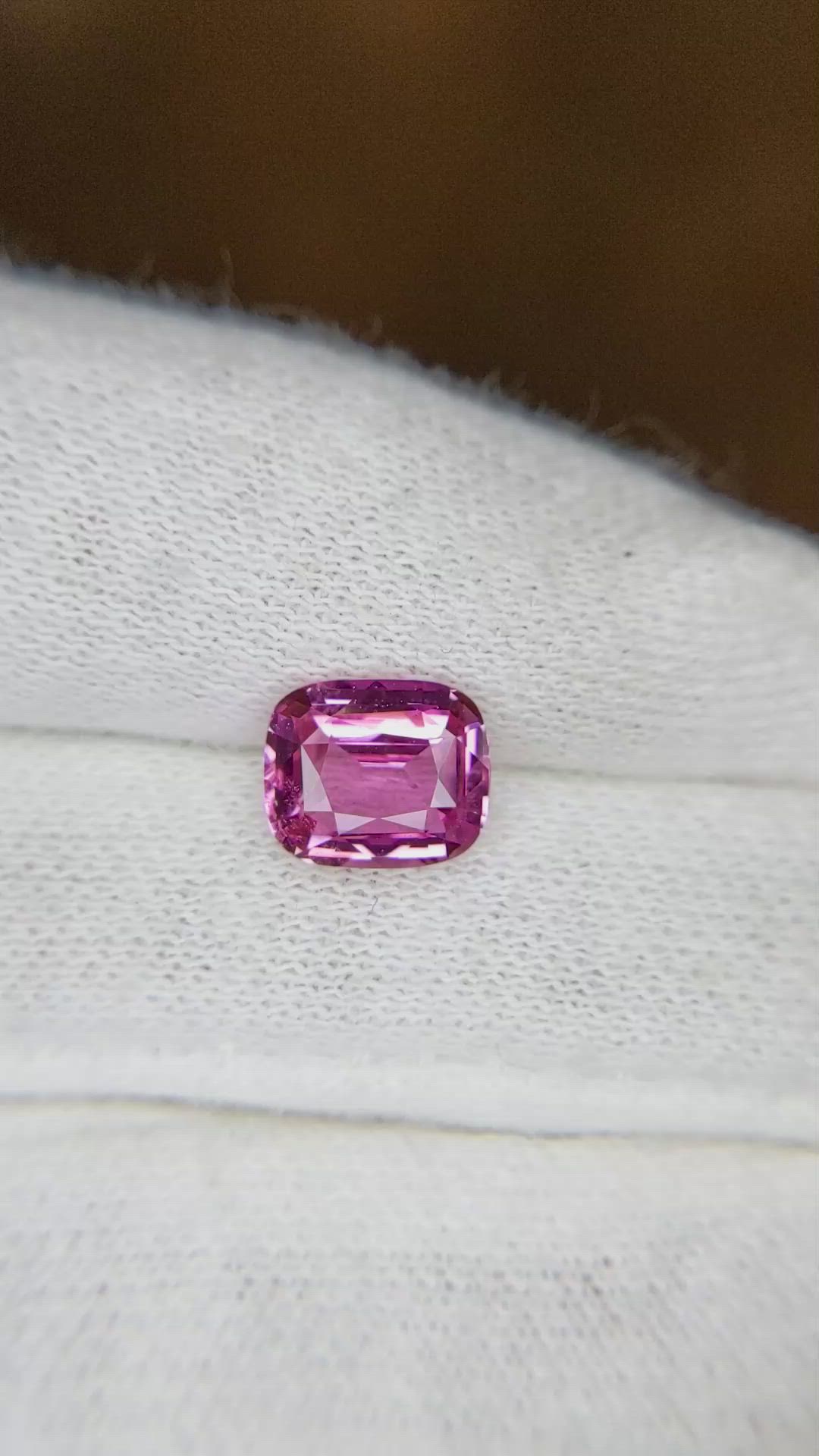 2.05 Ct. Pink Sapphire from Ceylon (Sri Lanka) Size Video