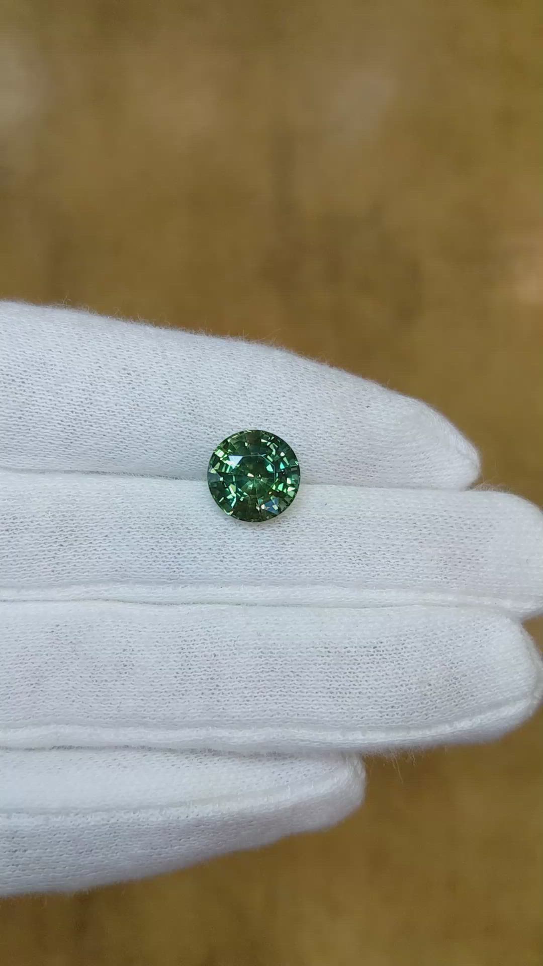 5.02 Ct. Bluish Green Sapphire from Ceylon (Sri Lanka) Size Video