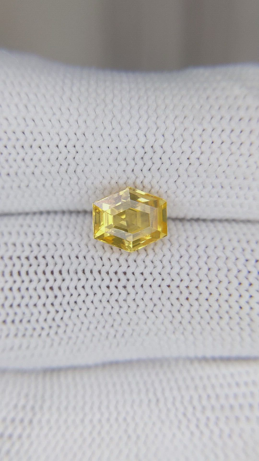 2.04 Ct. Yellow Sapphire from Ceylon (Sri Lanka) Size Video