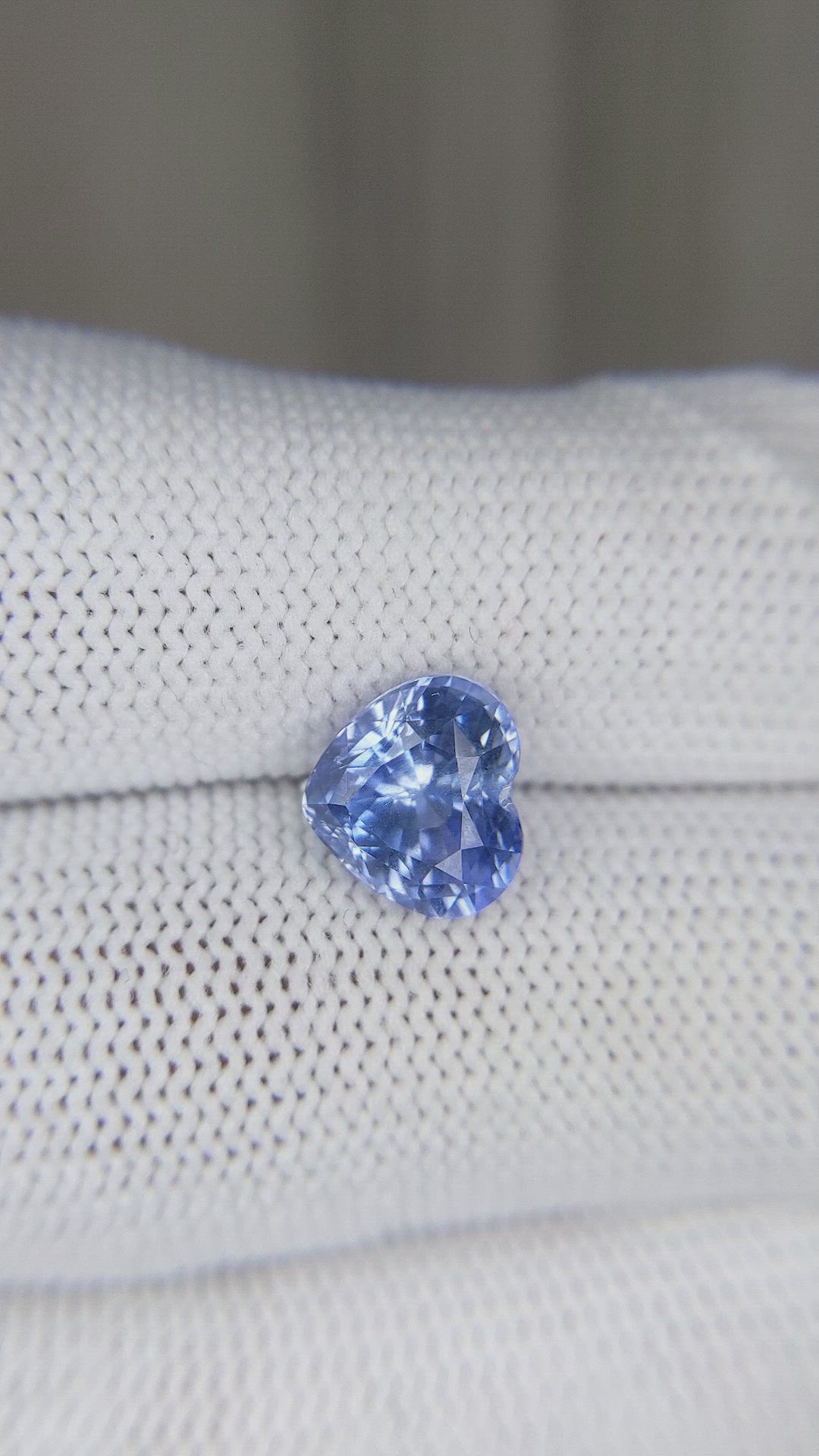 3.23 Ct. Blue Sapphire from Ceylon (Sri Lanka) Size Video