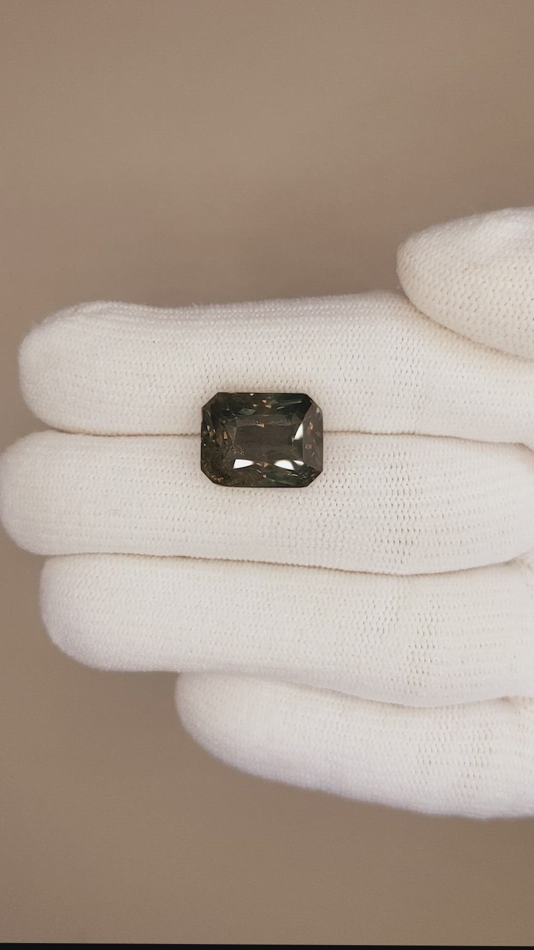 10.61 Ct. Color Change Sapphire from Tanzania Size Video