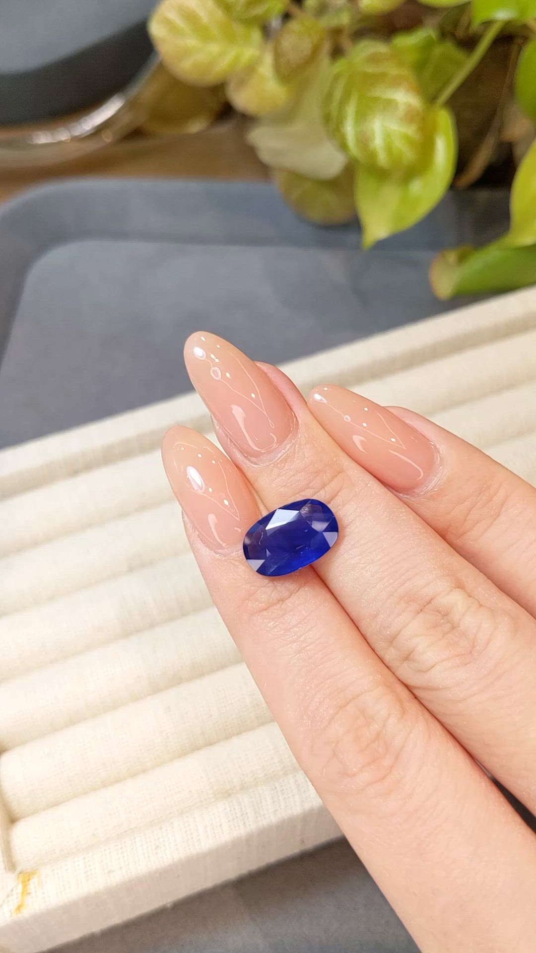 4.40 Ct. Blue Sapphire from Burma (Myanmar) Size Video
