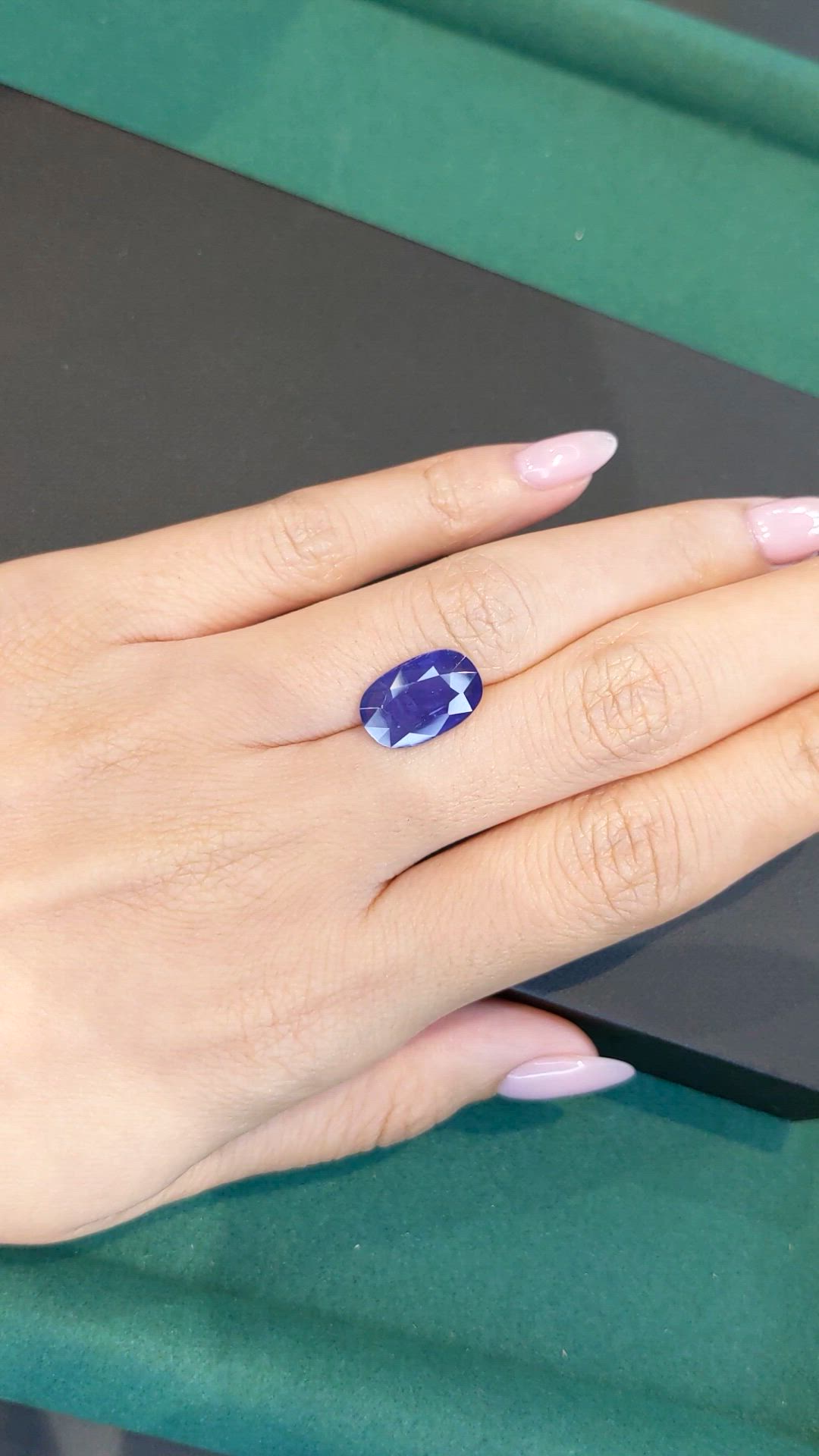 4.40 Ct. Blue Sapphire from Burma (Myanmar) Size Video