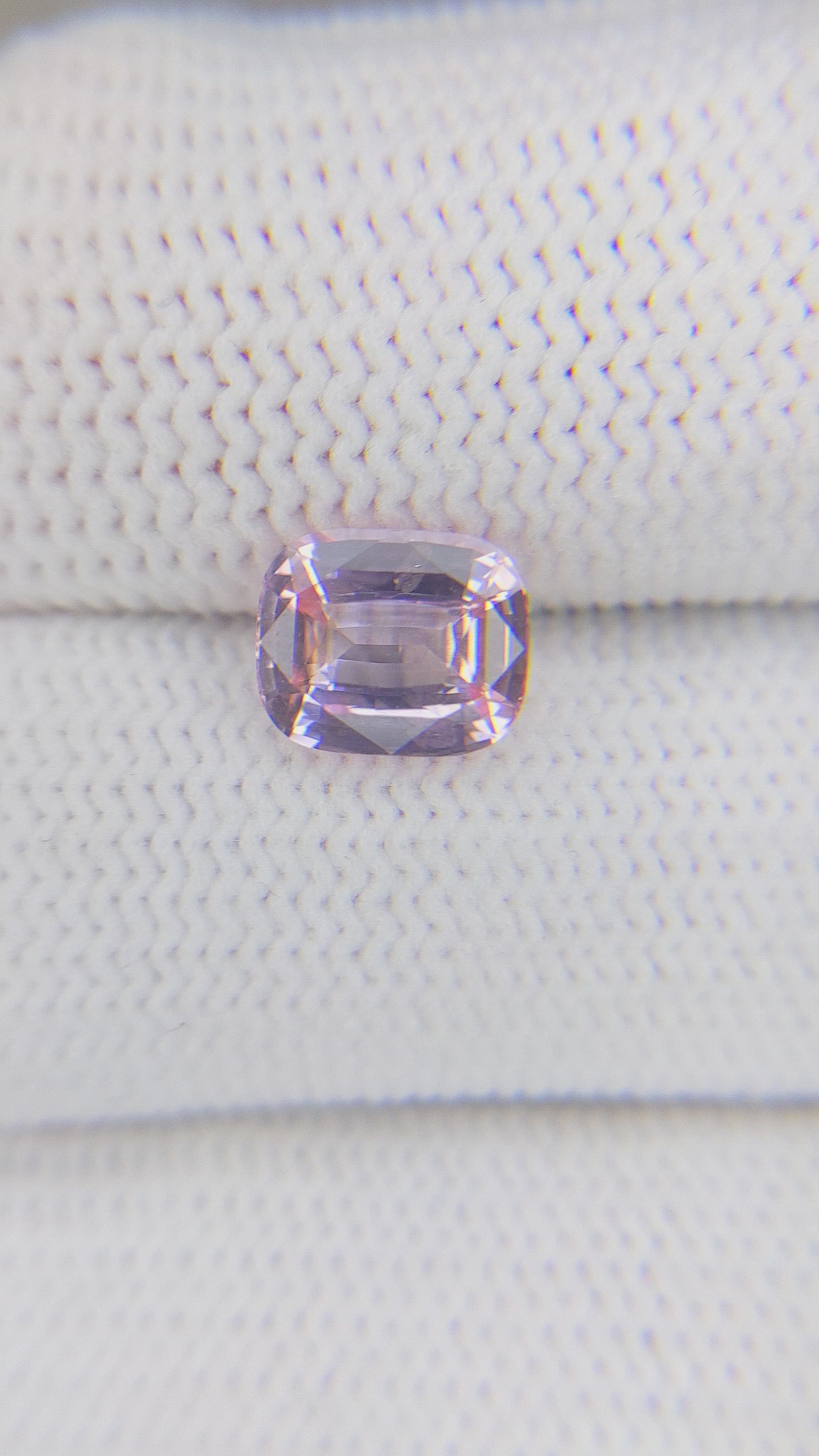 1.78 Ct. Padparadscha Sapphire from Ceylon (Sri Lanka) Size Video