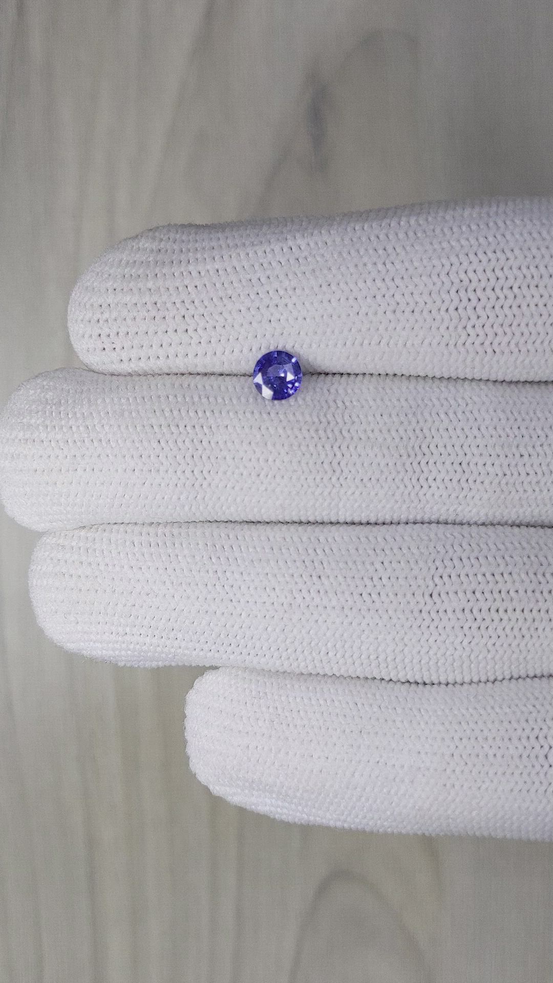 0.56 Ct. Blue Sapphire from Ceylon (Sri Lanka) Size Video