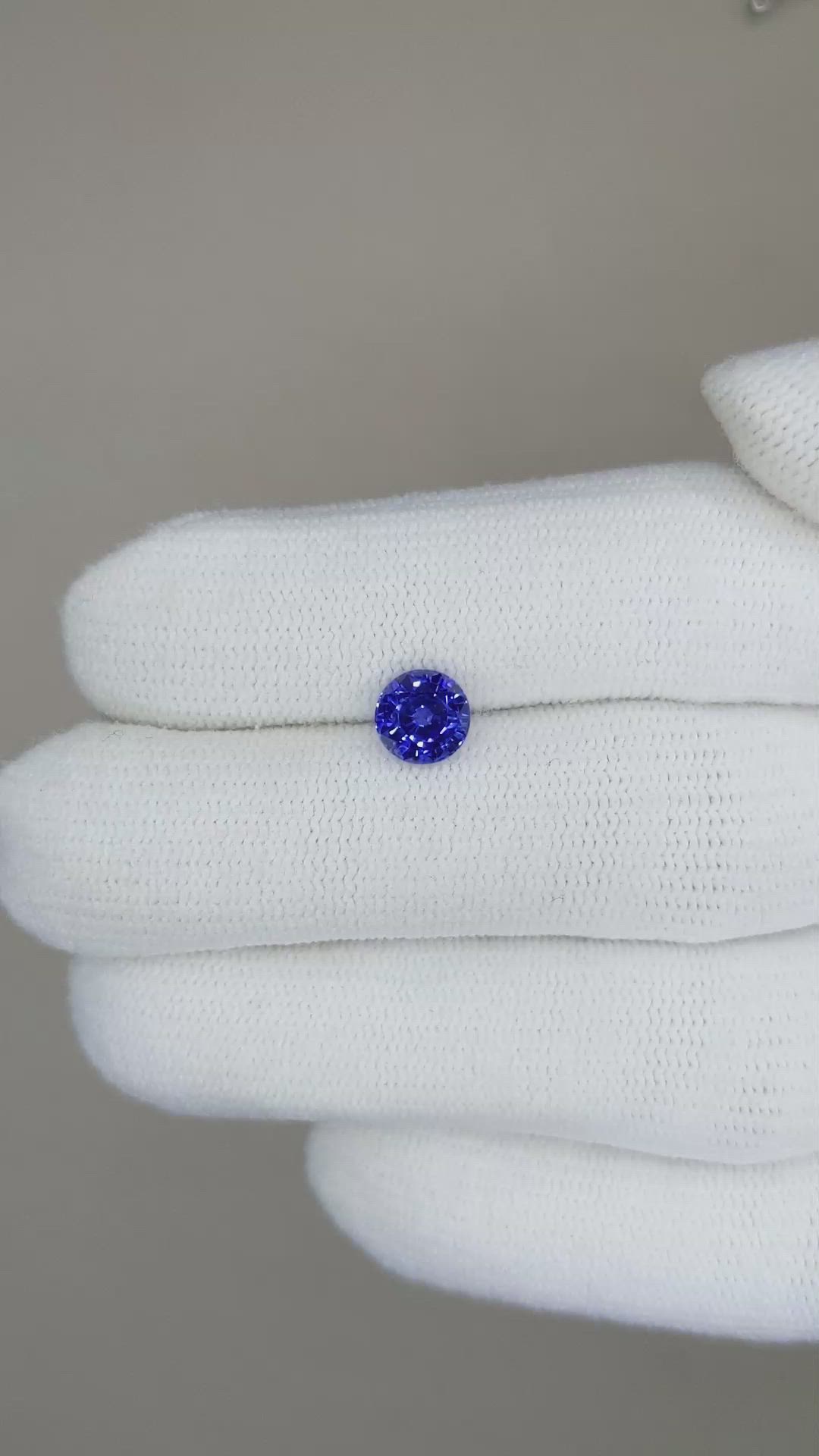 1.16 Ct. Blue Sapphire from Ceylon (Sri Lanka) Size Video