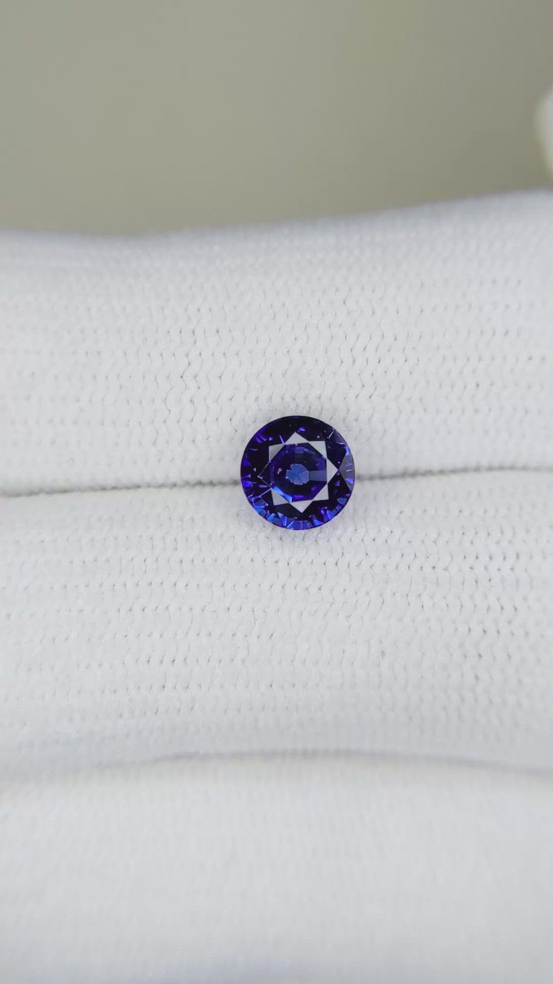 1.40 Ct. Blue Sapphire from Ceylon (Sri Lanka) Size Video