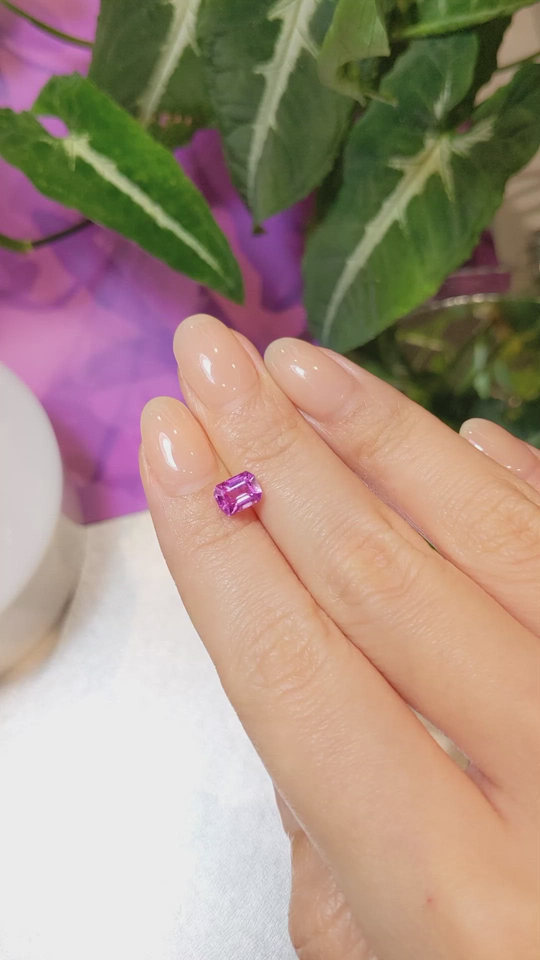 1.27 Ct. Purplish Pink Sapphire from Ceylon (Sri Lanka) Size Video