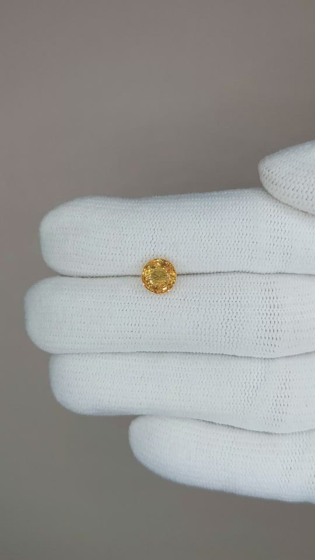 1.21 Ct. Yellow Sapphire from Ceylon (Sri Lanka) Size Video