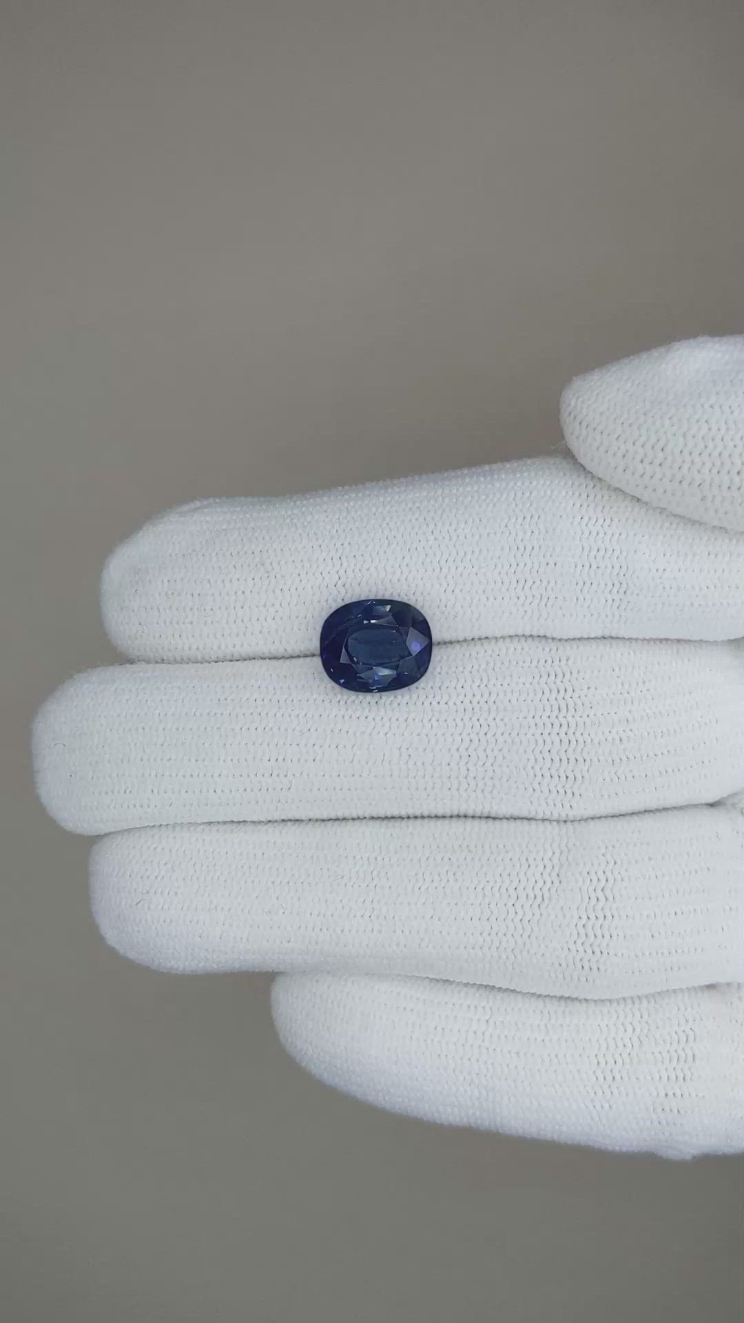 3.09 Ct. Blue Sapphire from Ceylon (Sri Lanka) Size Video