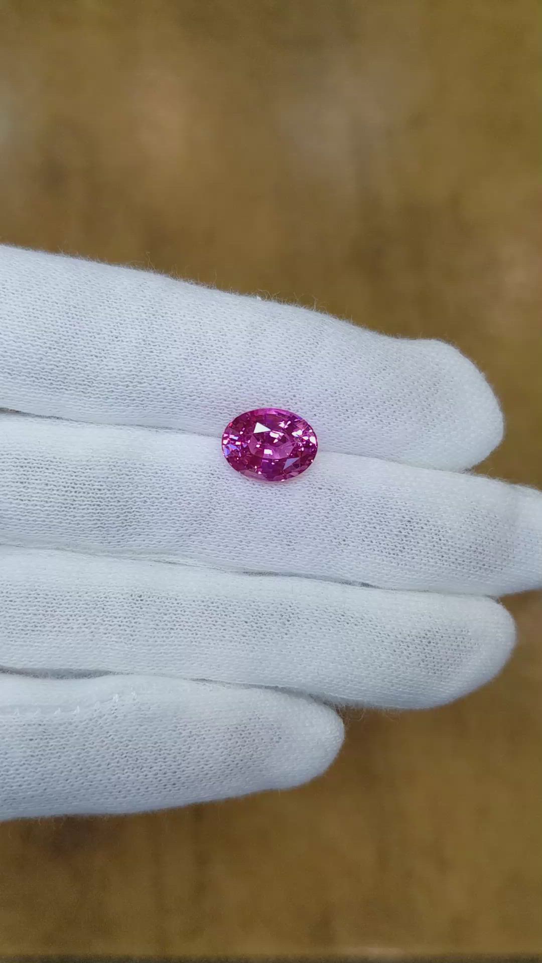 4.24 Ct. Pink Sapphire from Ceylon (Sri Lanka) Size Video