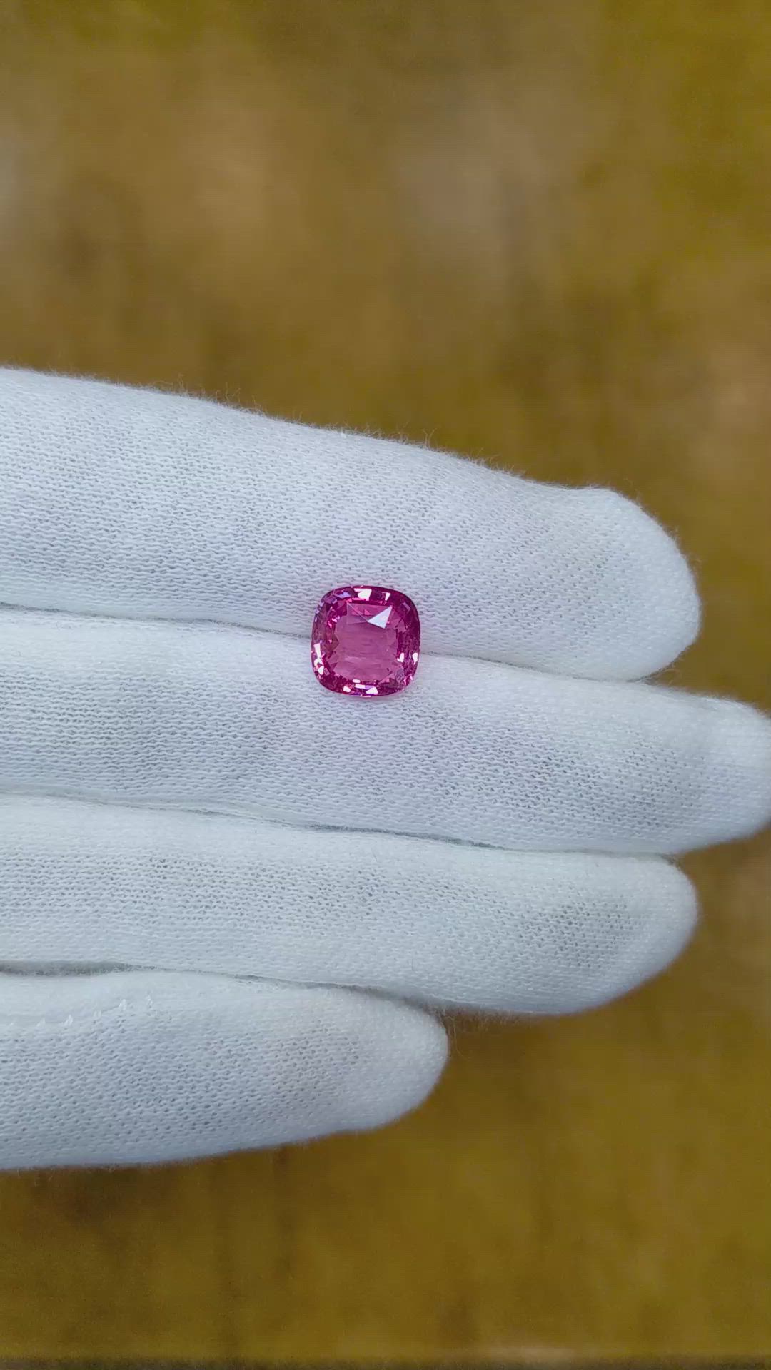3.25 Ct. Pink Sapphire from Ceylon (Sri Lanka) Size Video