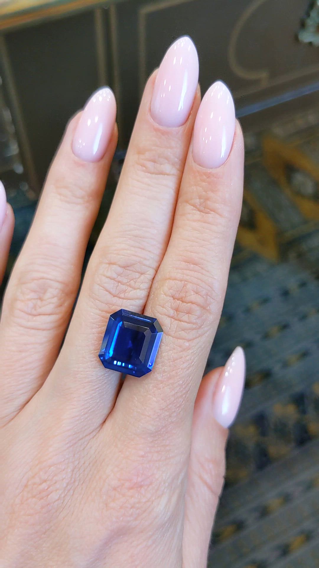 8.70 Ct. Blue Sapphire from Ceylon (Sri Lanka) Size Video