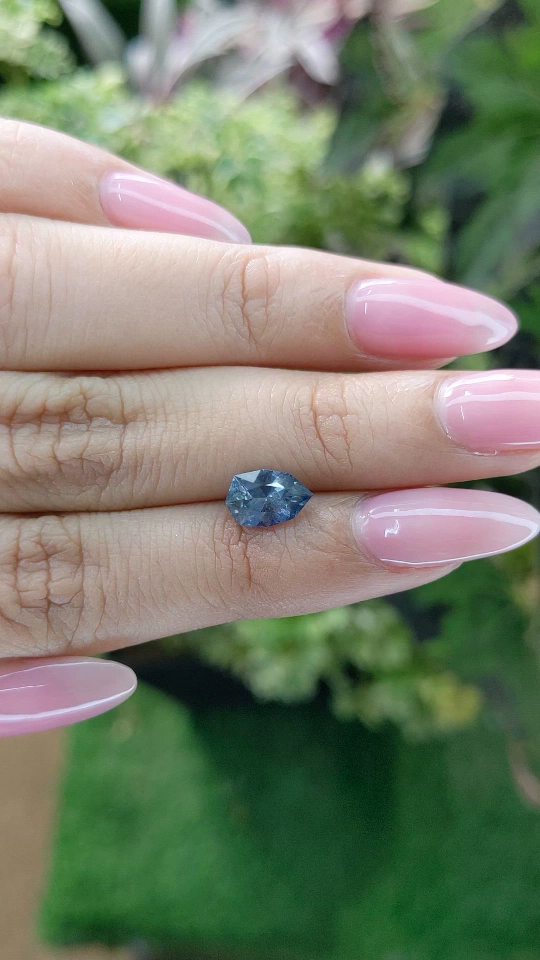 1.43 Ct. Blue Sapphire from Ceylon (Sri Lanka) Size Video