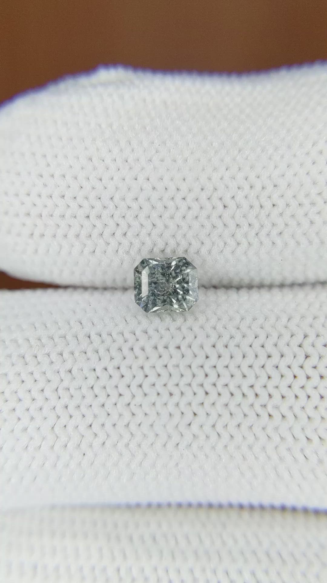 0.52 Ct. Bluish Grey Sapphire from Ceylon (Sri Lanka) Size Video