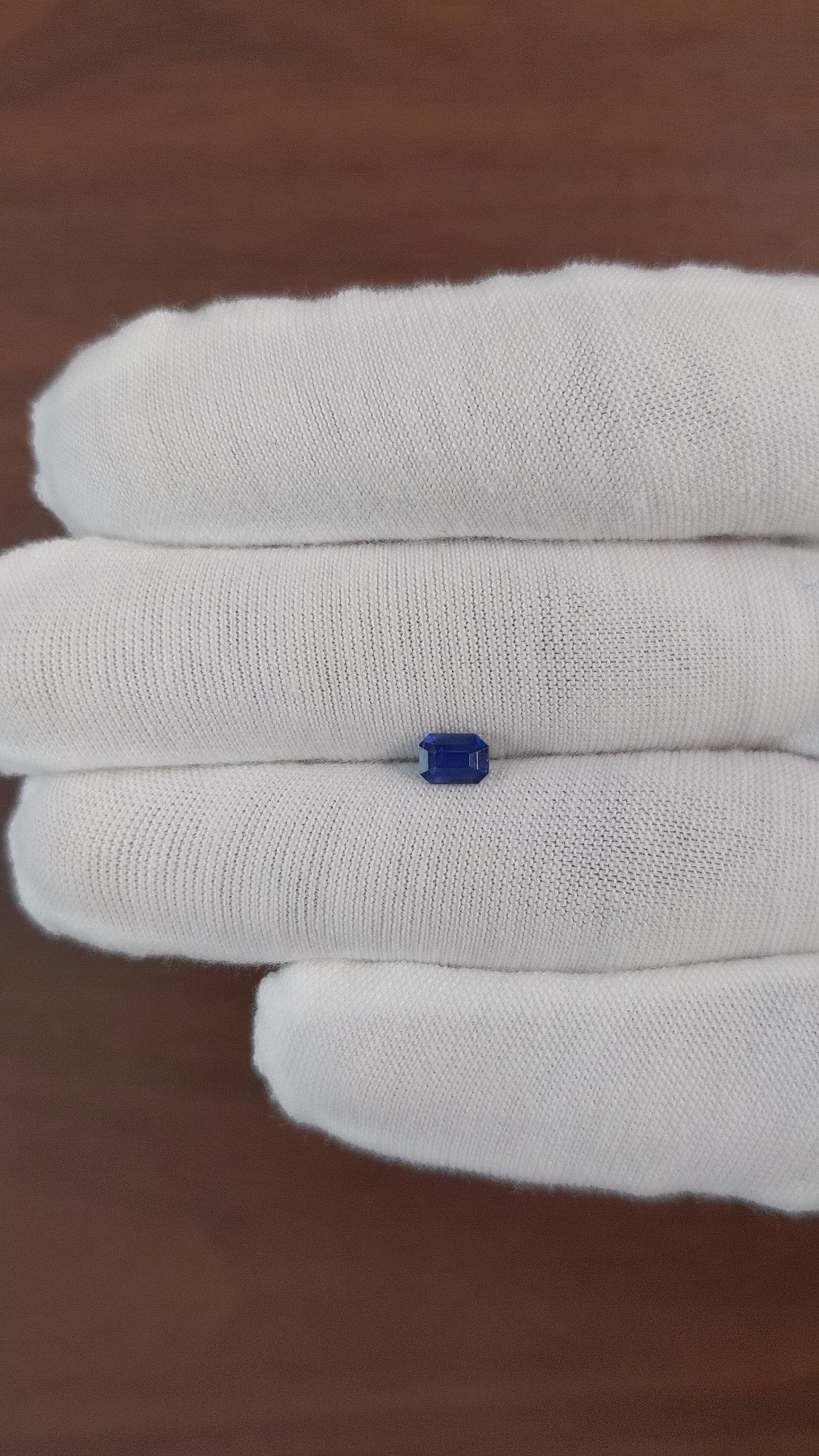 0.57 Ct. Blue Sapphire from Ceylon (Sri Lanka) Size Video