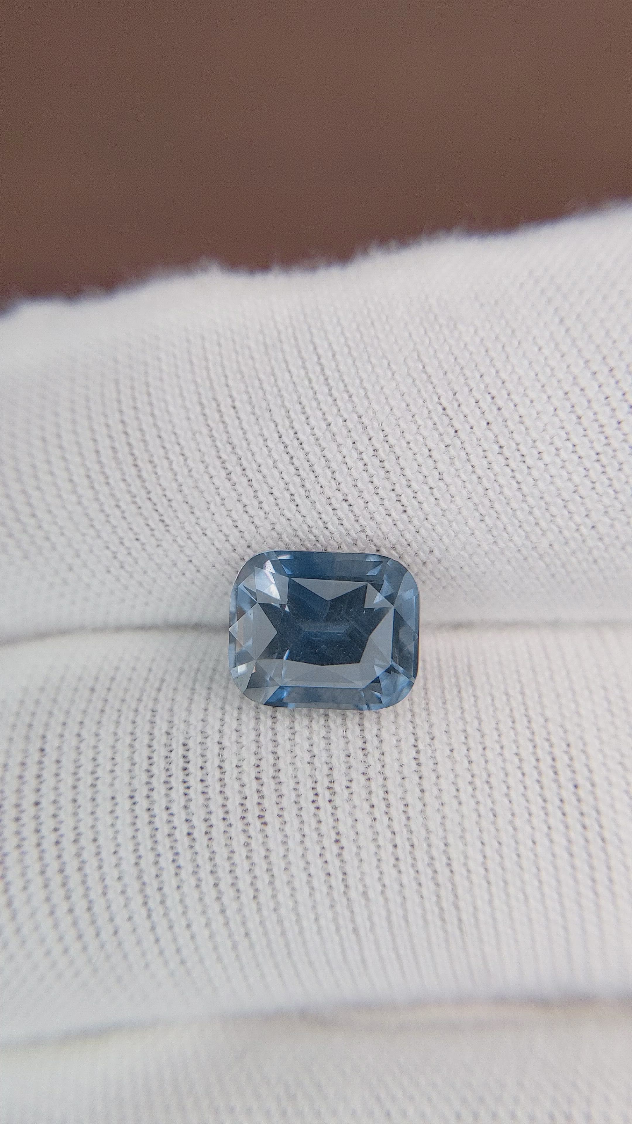 3.09 Ct. Blue Sapphire from Ceylon (Sri Lanka) Size Video