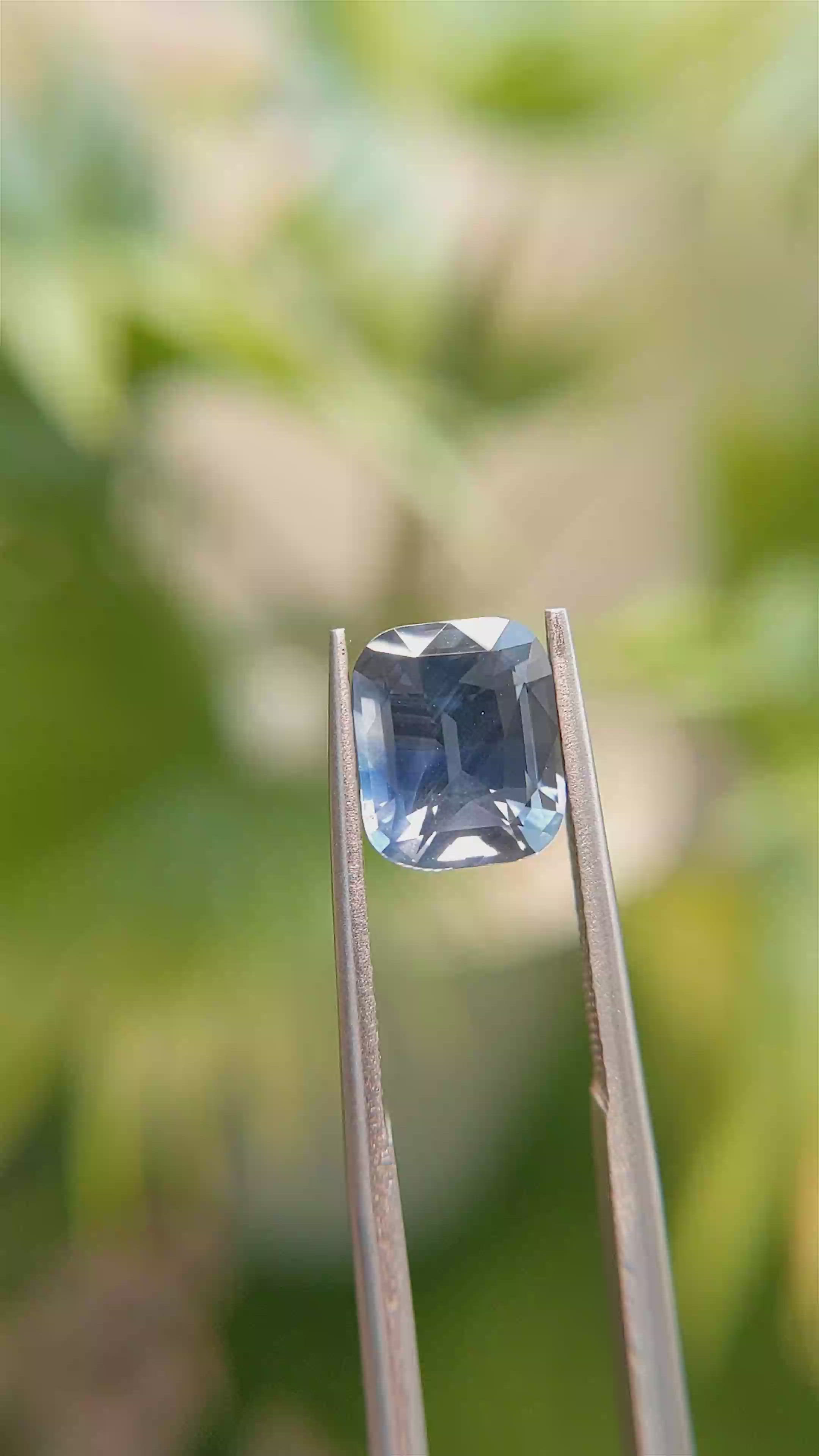 3.09 Ct. Blue Sapphire from Ceylon (Sri Lanka) Size Video