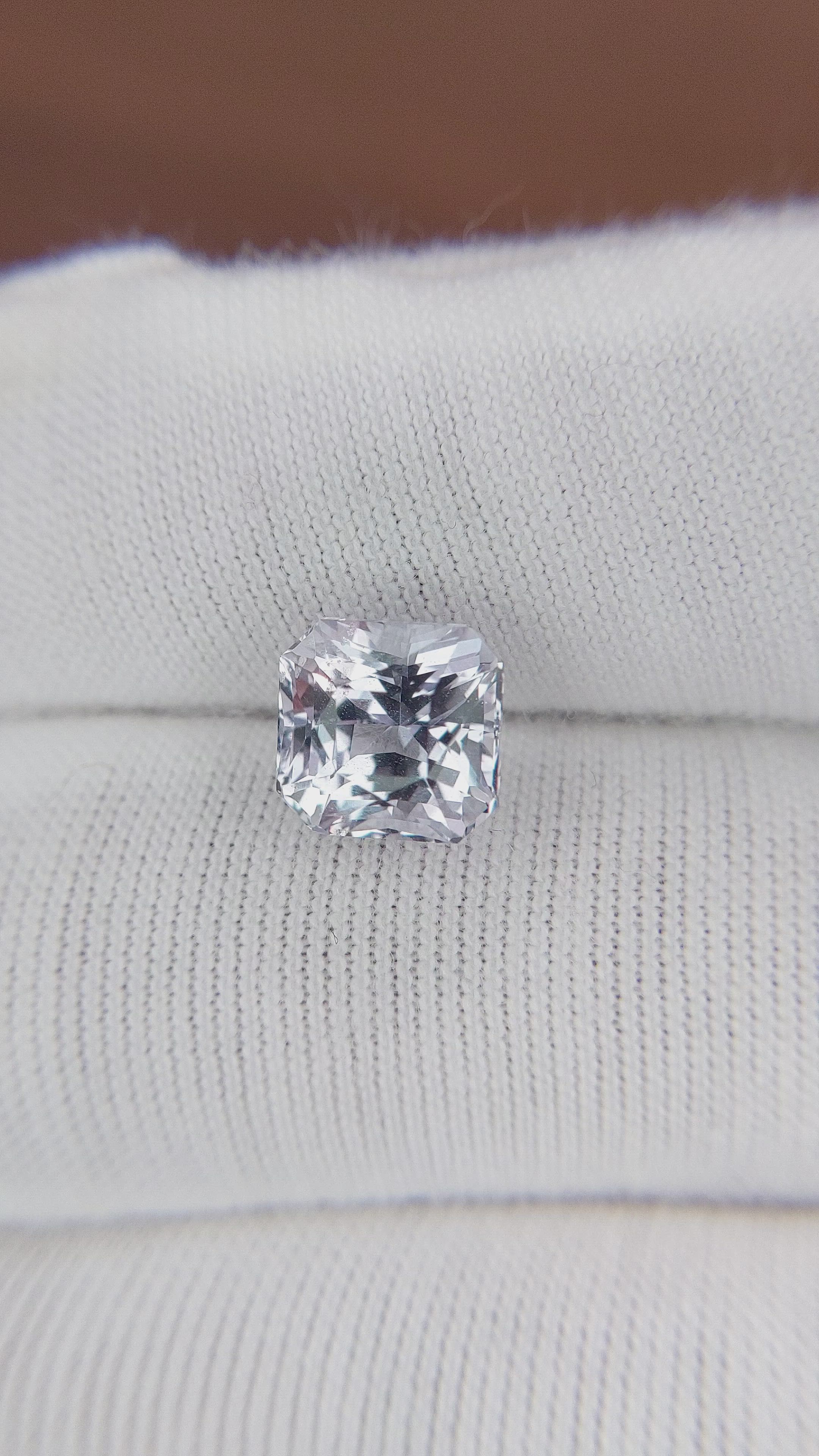 3.22 Ct. Pink Sapphire from Ceylon (Sri Lanka) Size Video
