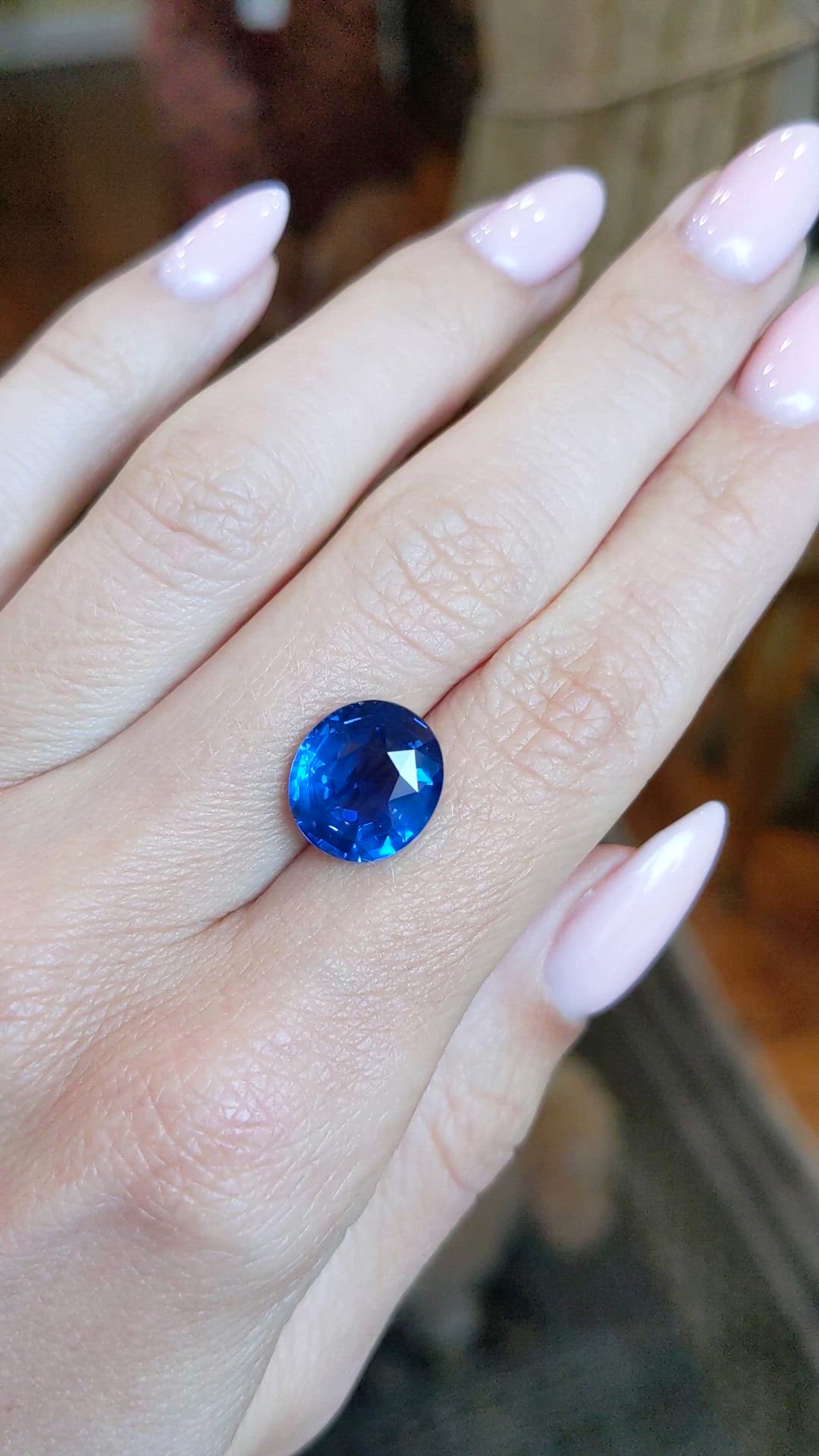 7.32 Ct. Blue Sapphire from Ceylon (Sri Lanka) Size Video