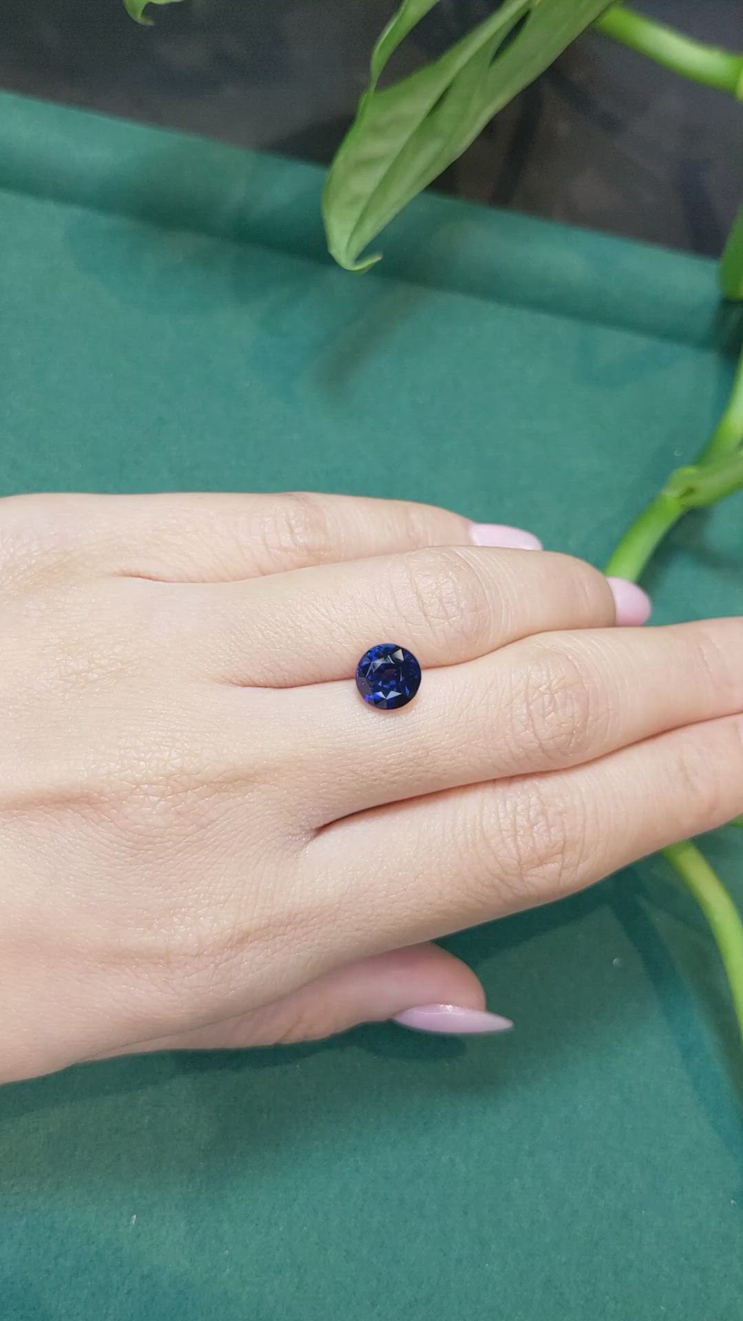 3.13 Ct. Blue Sapphire from Ceylon (Sri Lanka) Size Video