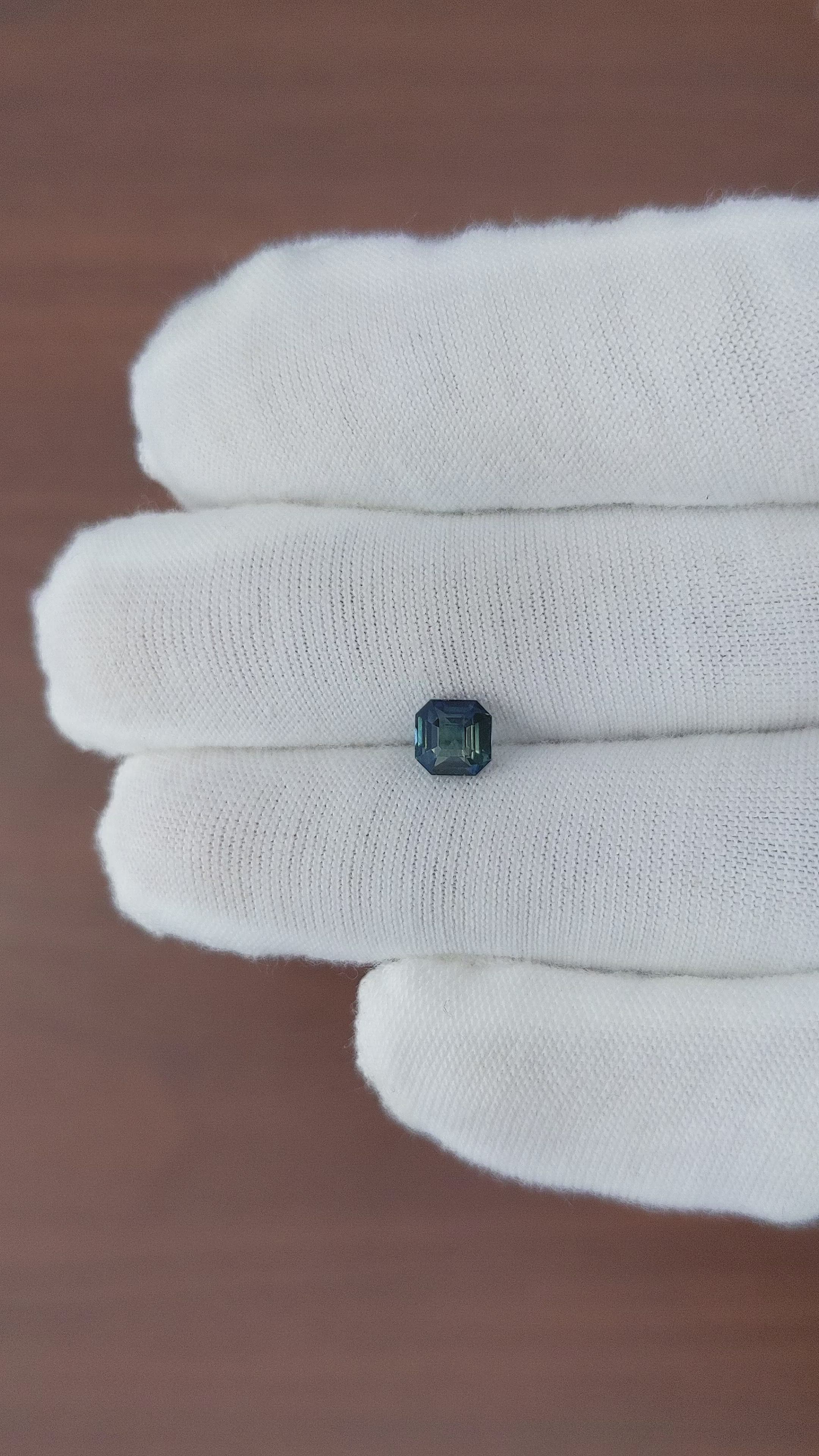 1.06 Ct. Greenish Blue Sapphire from Ceylon (Sri Lanka) Size Video