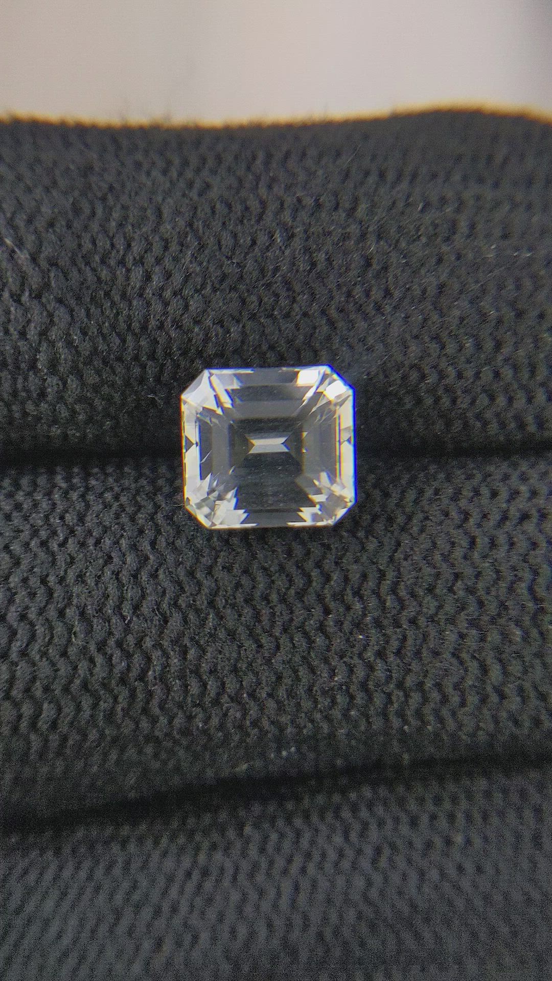 4.01 Ct. White Sapphire from Ceylon (Sri Lanka) Size Video