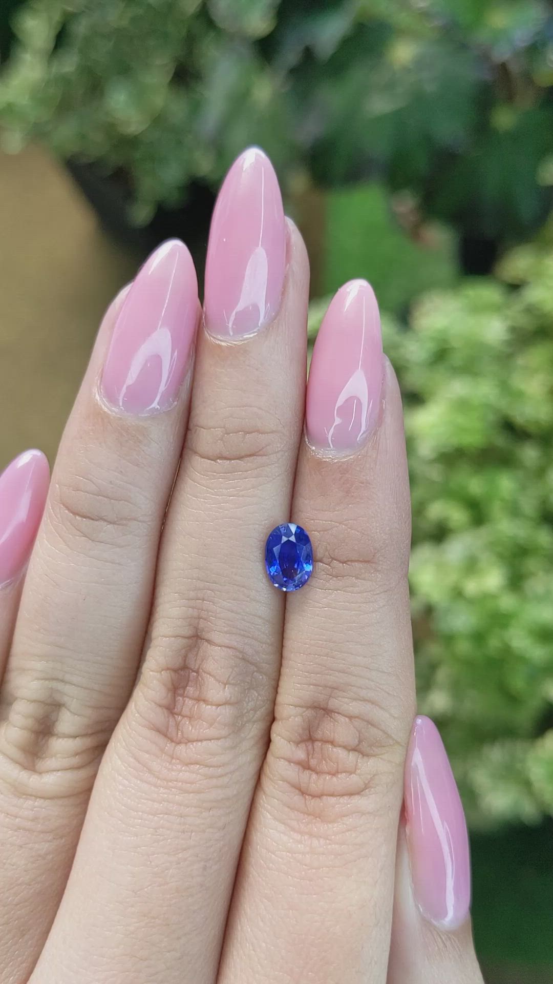0.95 Ct. Blue Sapphire from Ceylon (Sri Lanka) Size Video