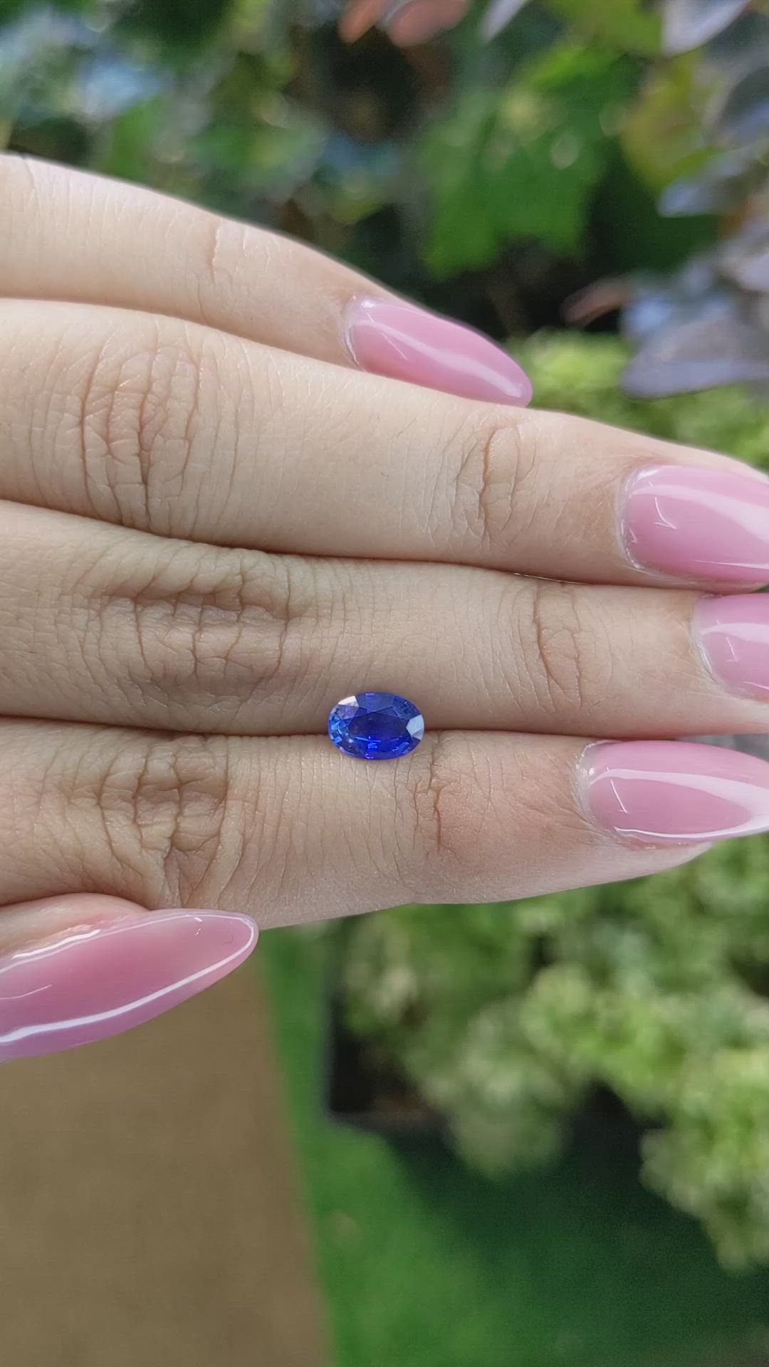 0.95 Ct. Blue Sapphire from Ceylon (Sri Lanka) Size Video