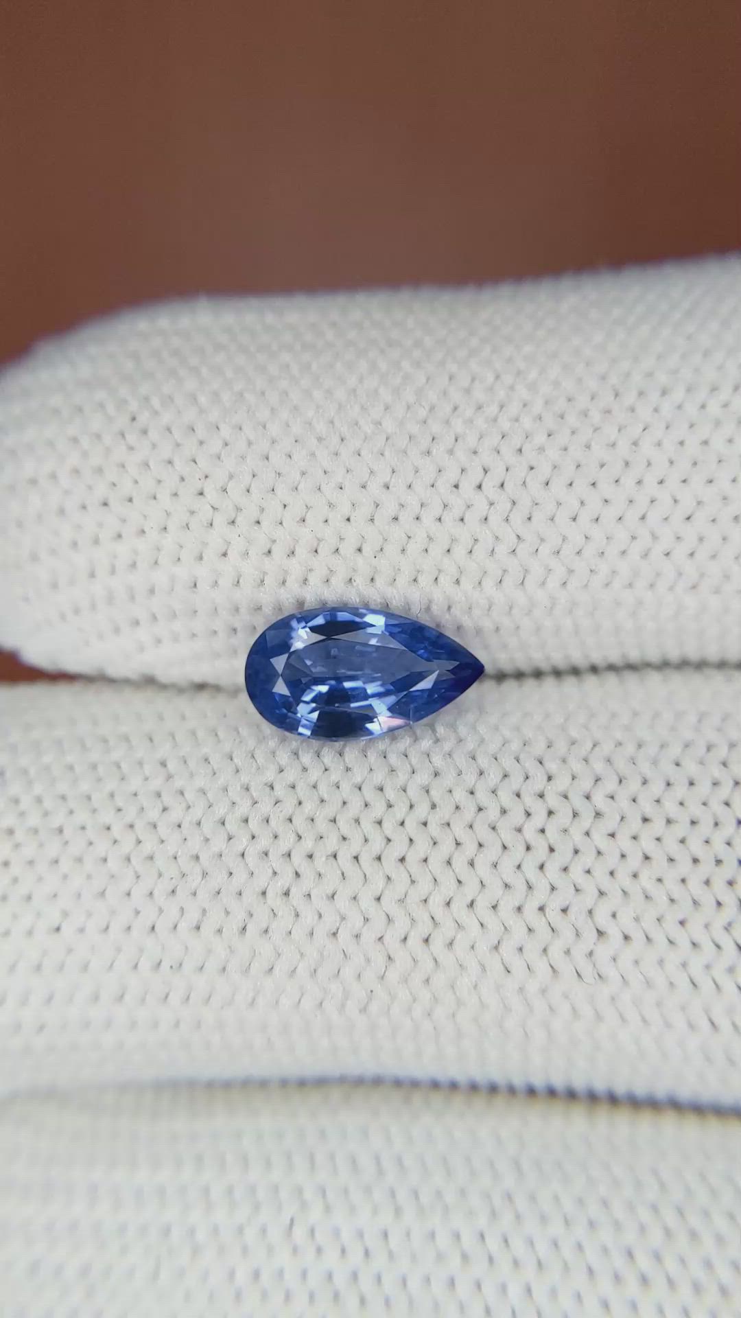 1.31 Ct. Blue Sapphire from Ceylon (Sri Lanka) Size Video