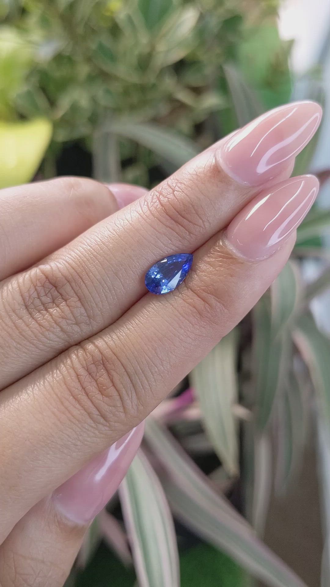 1.31 Ct. Blue Sapphire from Ceylon (Sri Lanka) Size Video
