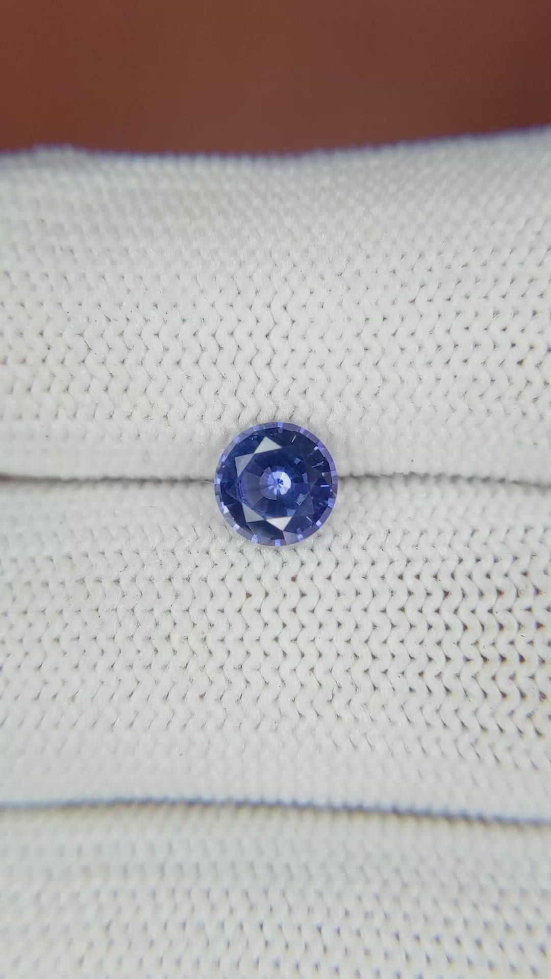 0.90 Ct. Blue Sapphire from Ceylon (Sri Lanka) Size Video