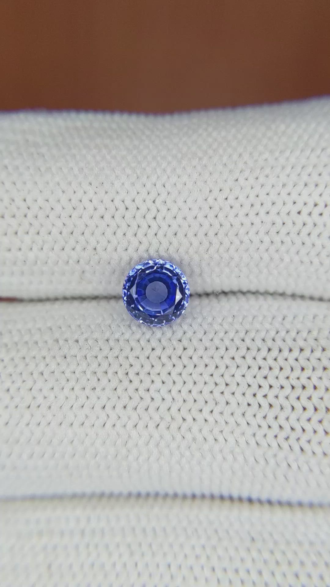 0.98 Ct. Blue Sapphire from Ceylon (Sri Lanka) Size Video