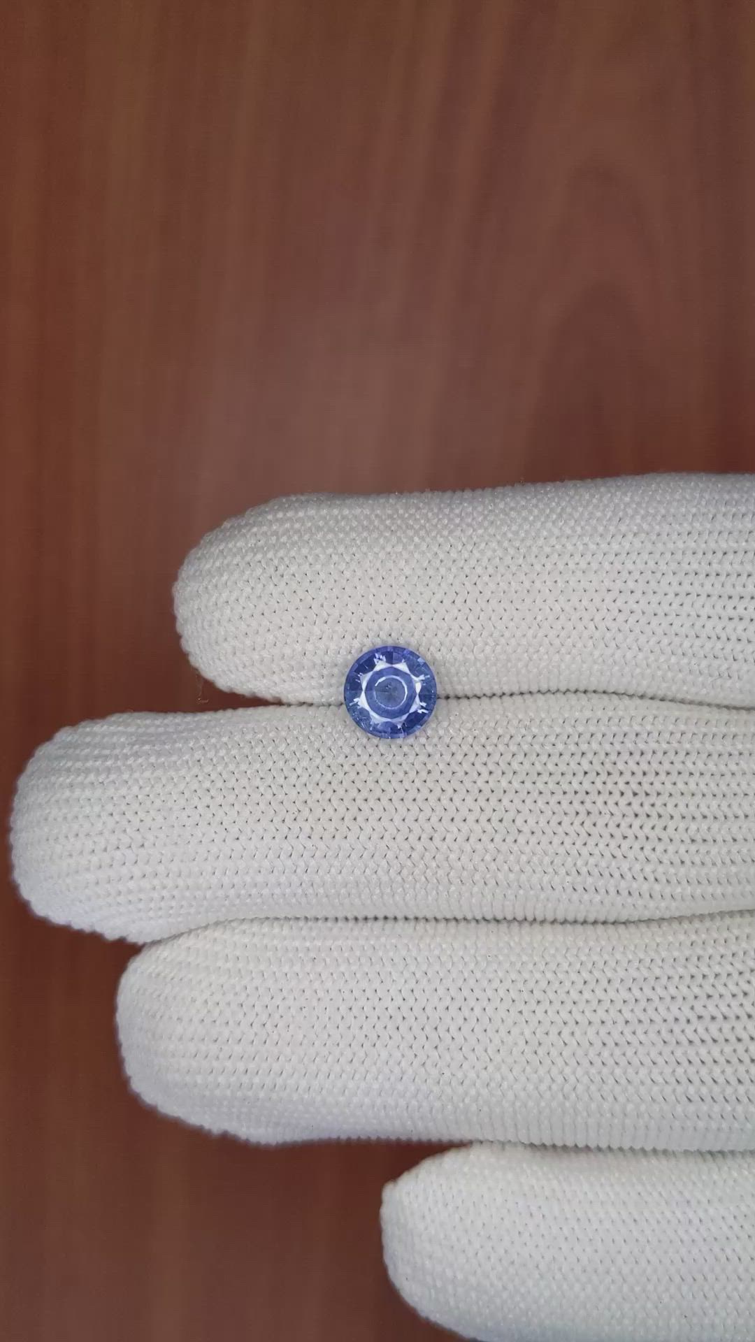 1.54 Ct. Blue Sapphire from Ceylon (Sri Lanka) Size Video