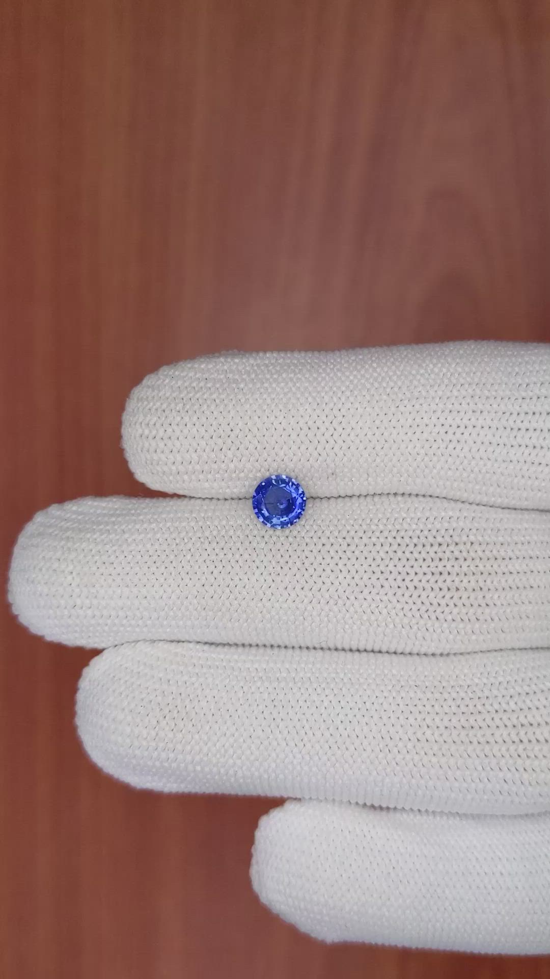 0.74 Ct. Blue Sapphire from Ceylon (Sri Lanka) Size Video