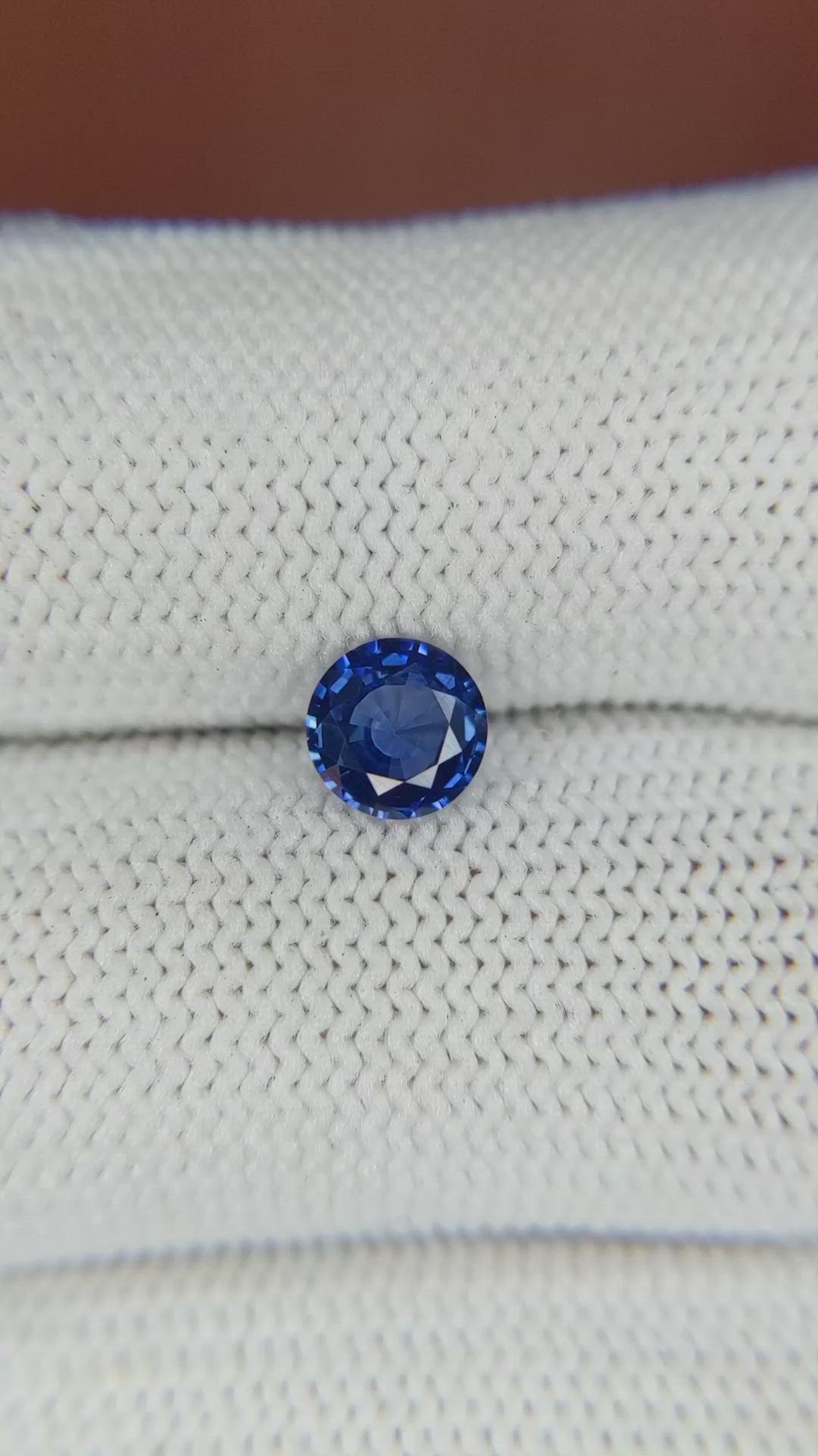 0.74 Ct. Blue Sapphire from Ceylon (Sri Lanka) Size Video