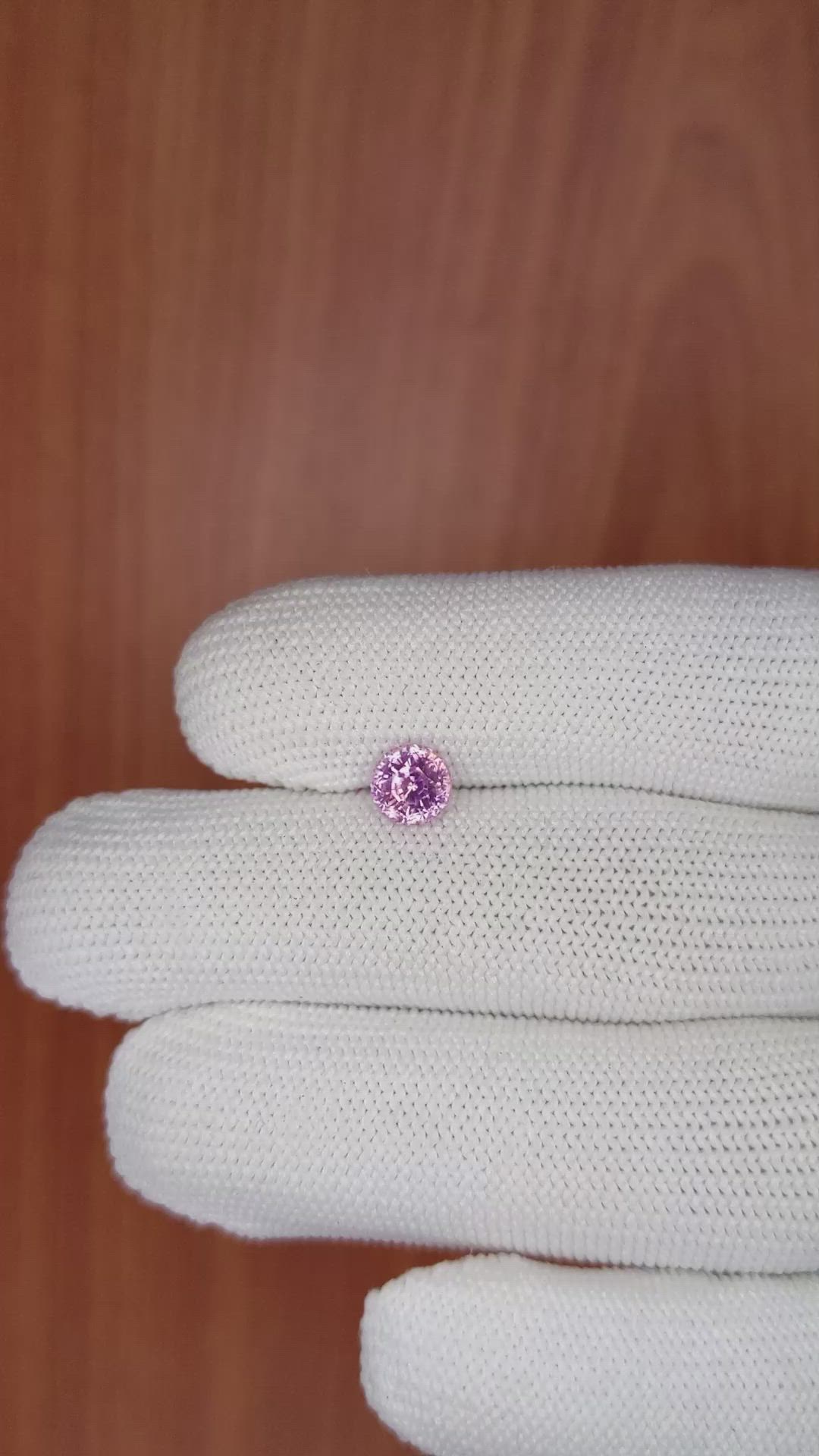 1.38 Ct. Purplish Pink Sapphire from Ceylon (Sri Lanka) Size Video