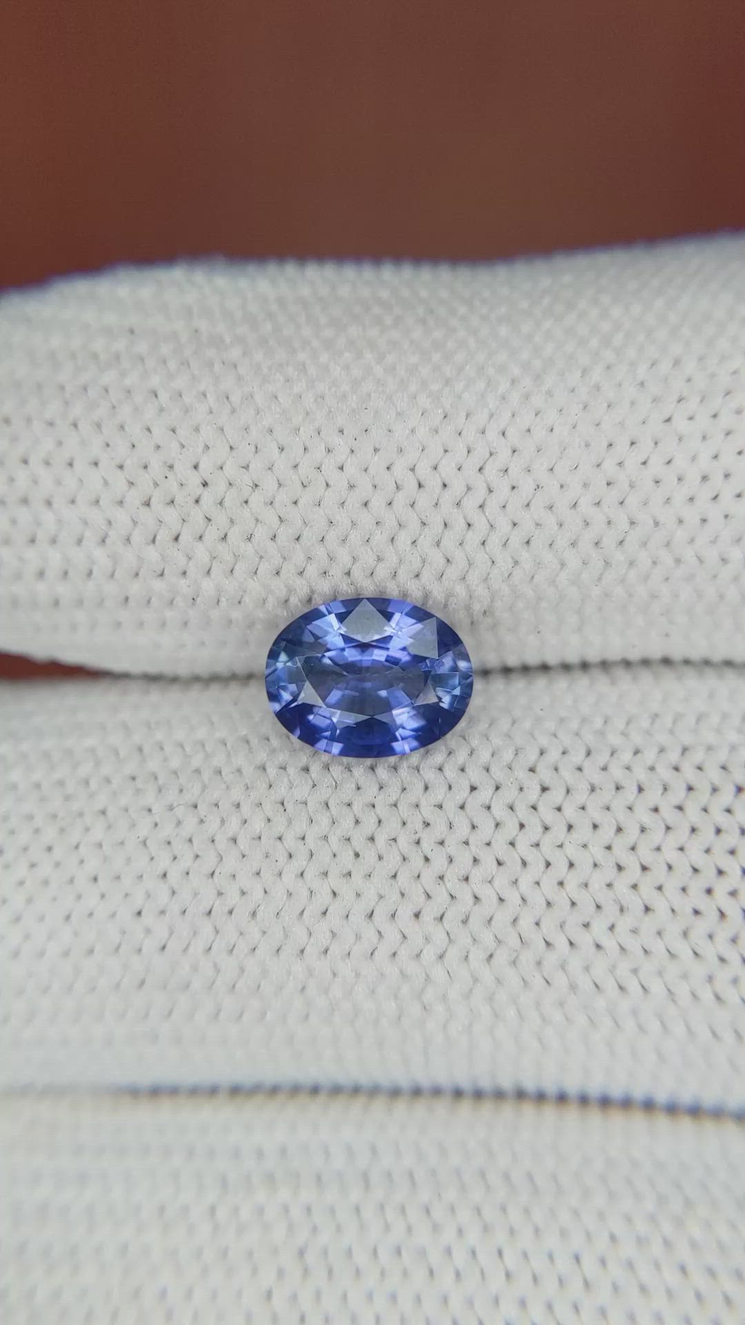 1.46 Ct. Blue Sapphire from Ceylon (Sri Lanka) Size Video