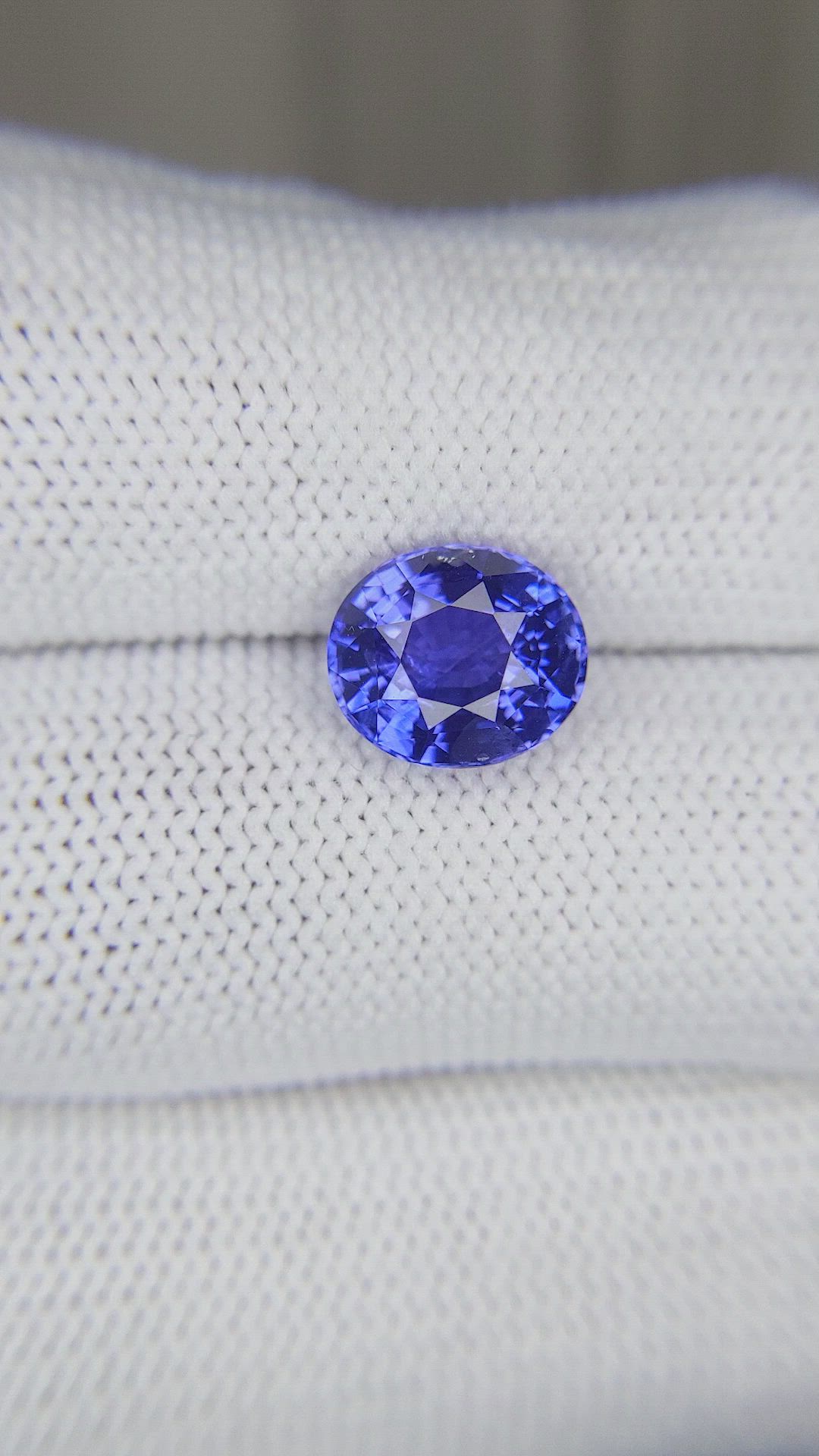 3.62 Ct. Color Change Sapphire from Ceylon (Sri Lanka) Size Video