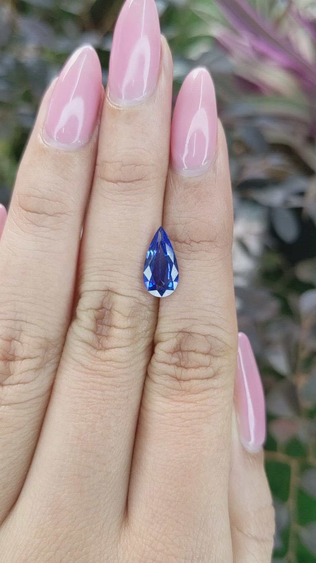 1.92 Ct. Blue Sapphire from Ceylon (Sri Lanka) Size Video