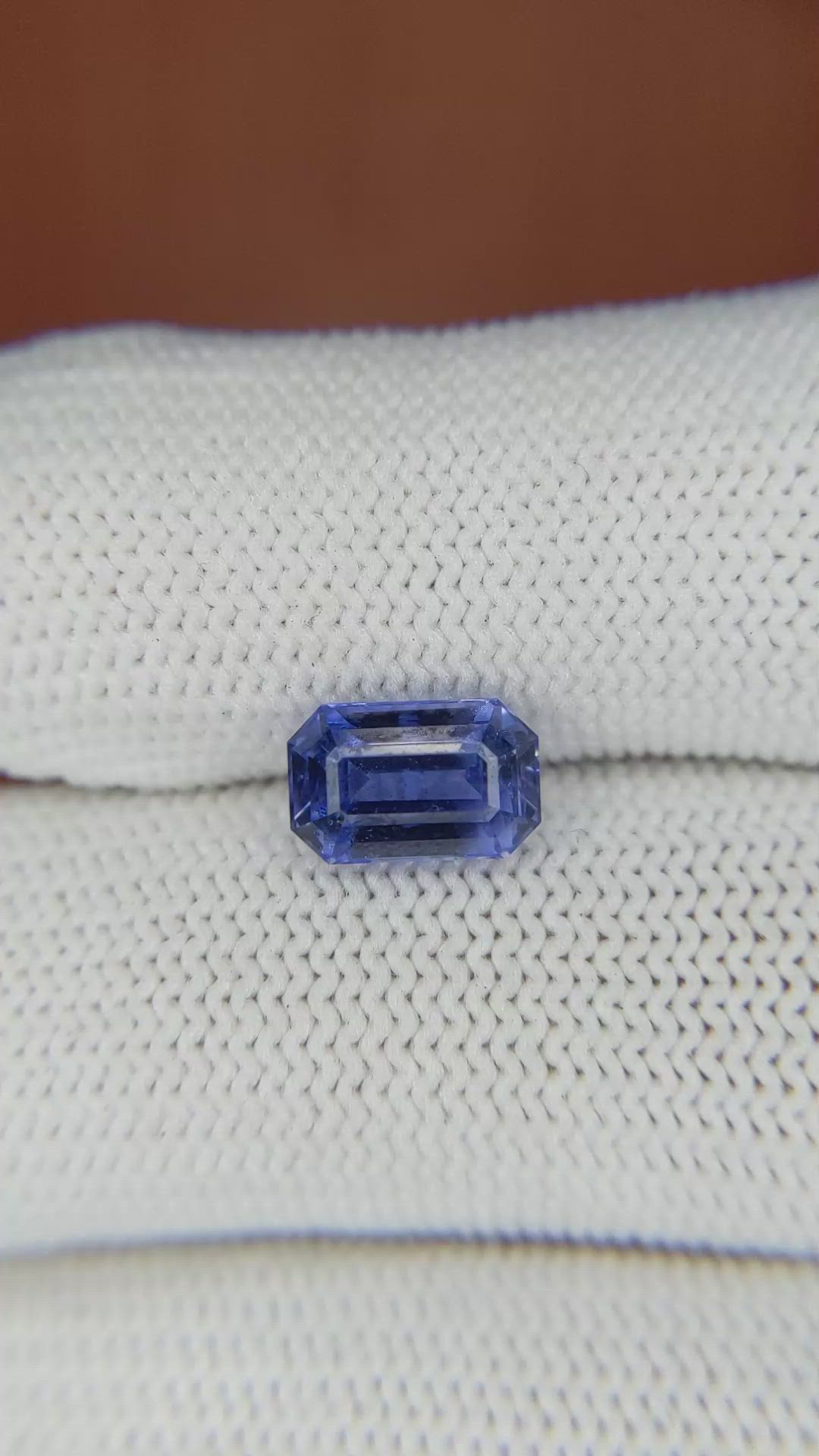2.32 Ct. Blue Sapphire from Ceylon (Sri Lanka) Size Video