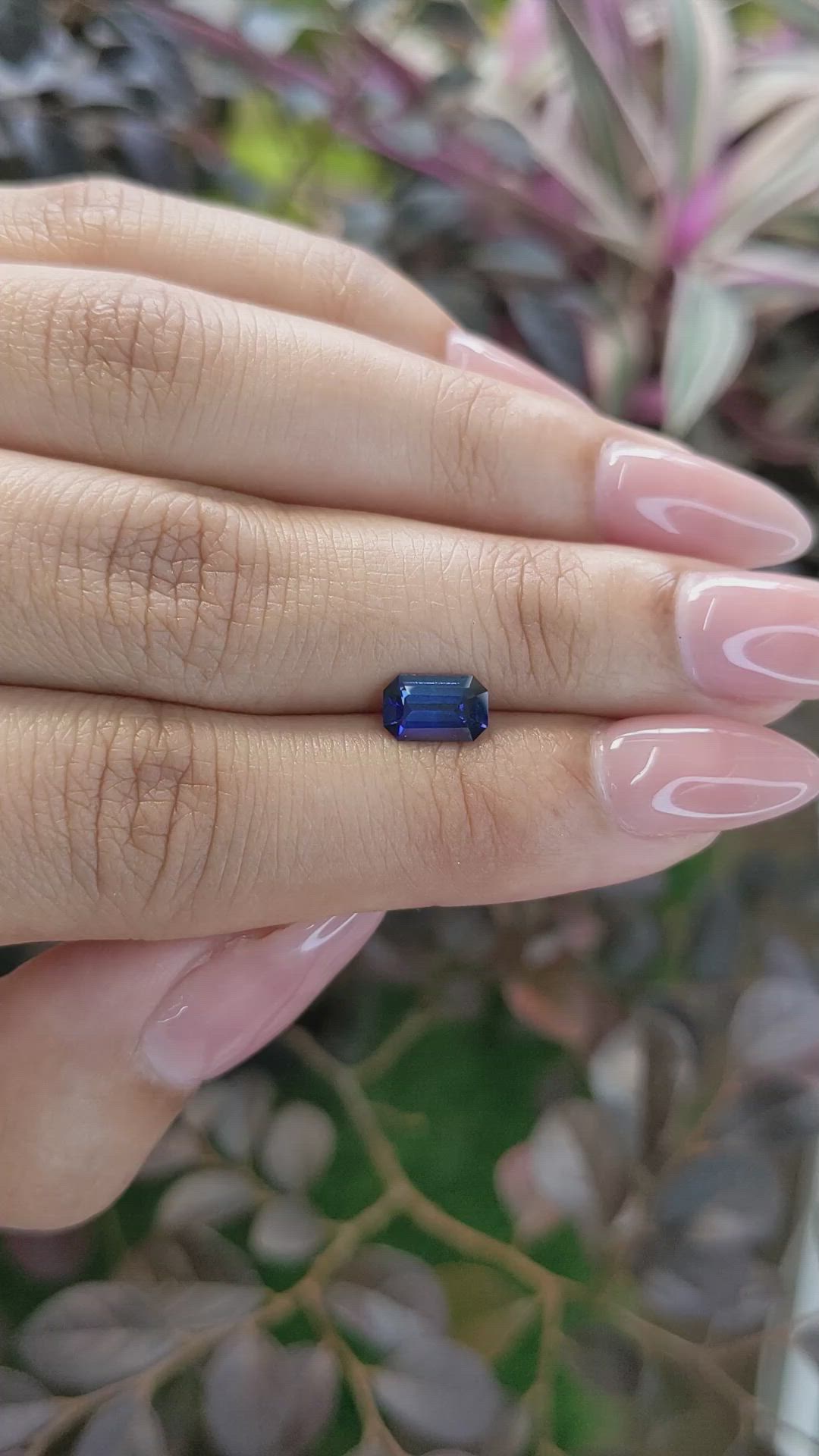 1.04 Ct. Blue Sapphire from Ceylon (Sri Lanka) Size Video