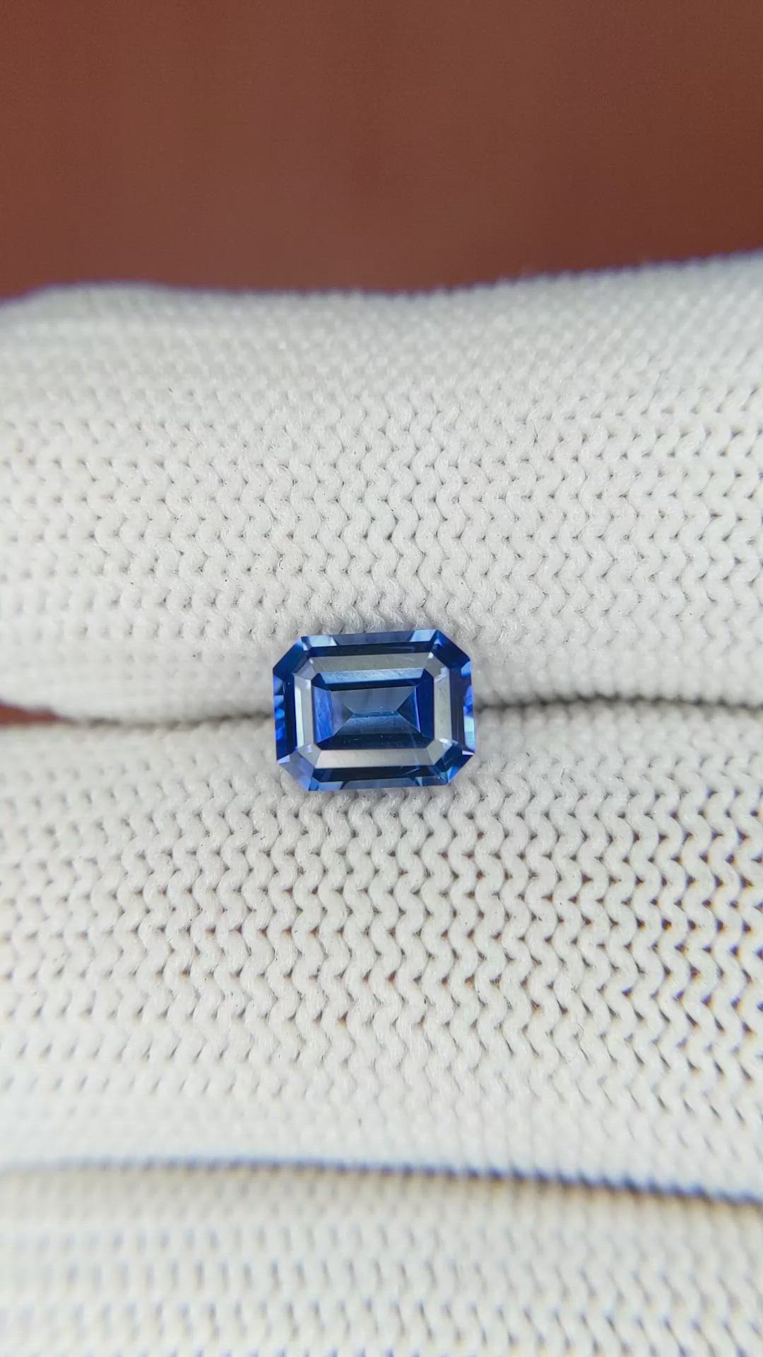 1.51 Ct. Blue Sapphire from Ceylon (Sri Lanka) Size Video